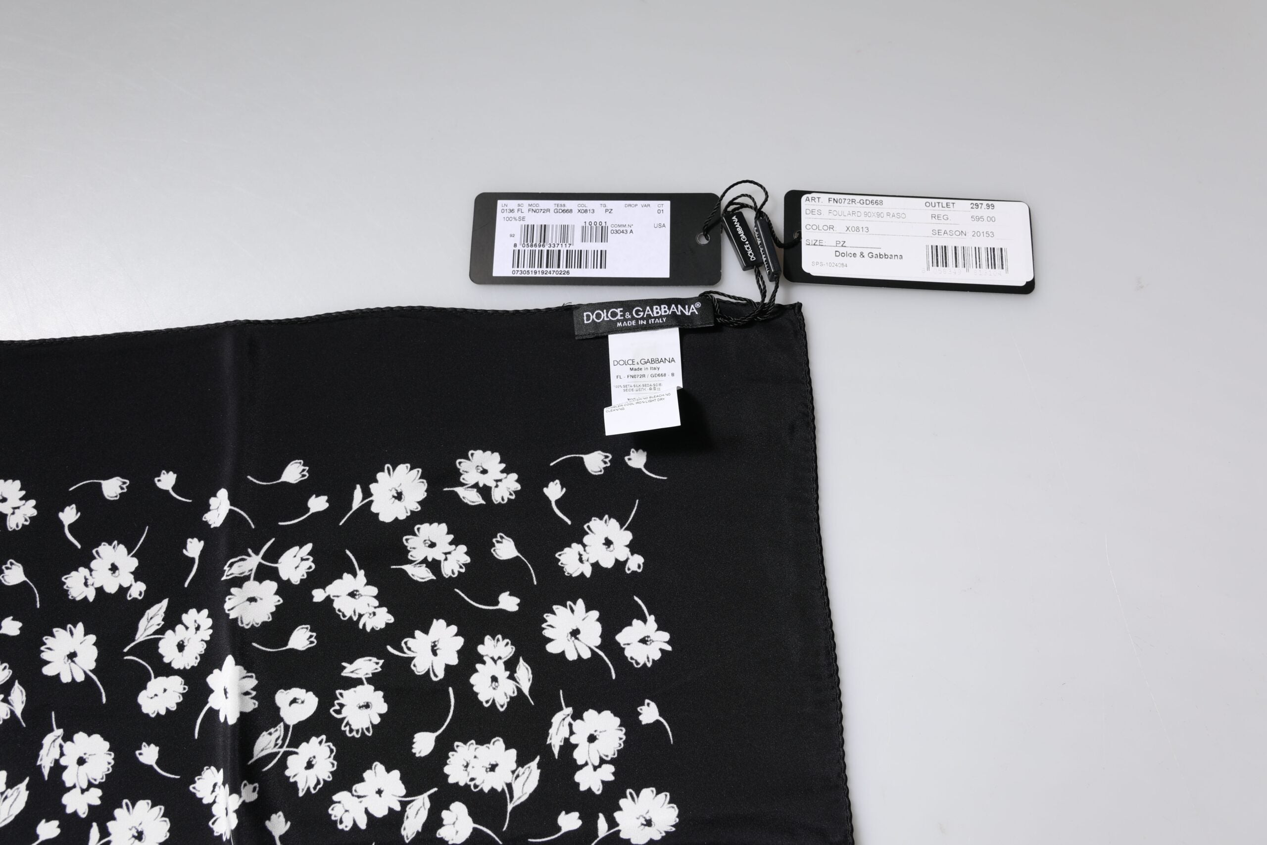 Șal pătrat din mătase neagră cu imprimeu floral Dolce & Gabbana