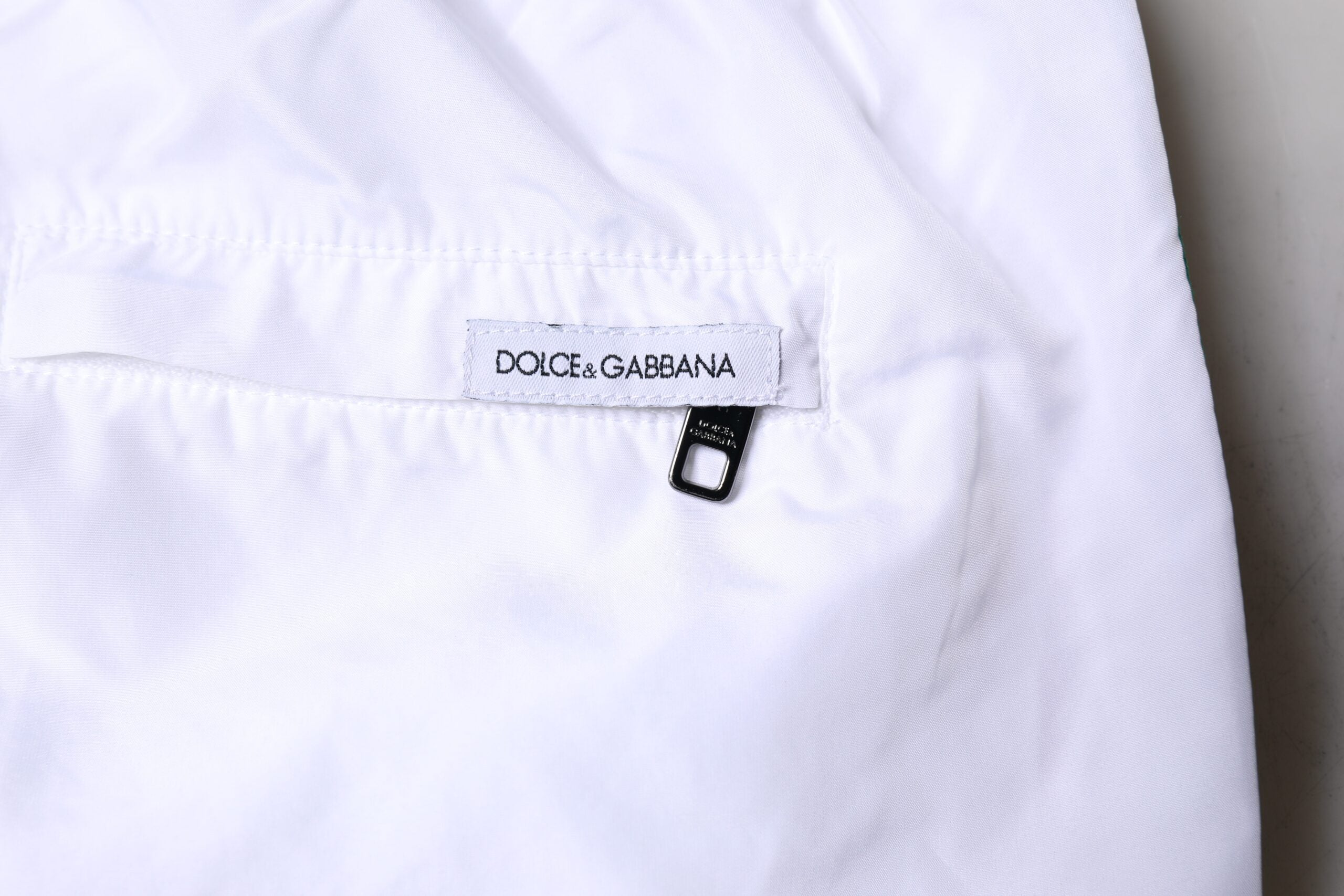Dolce & Gabbana – Strandshorts mit weißen Streifen, 2-teilige Bademode