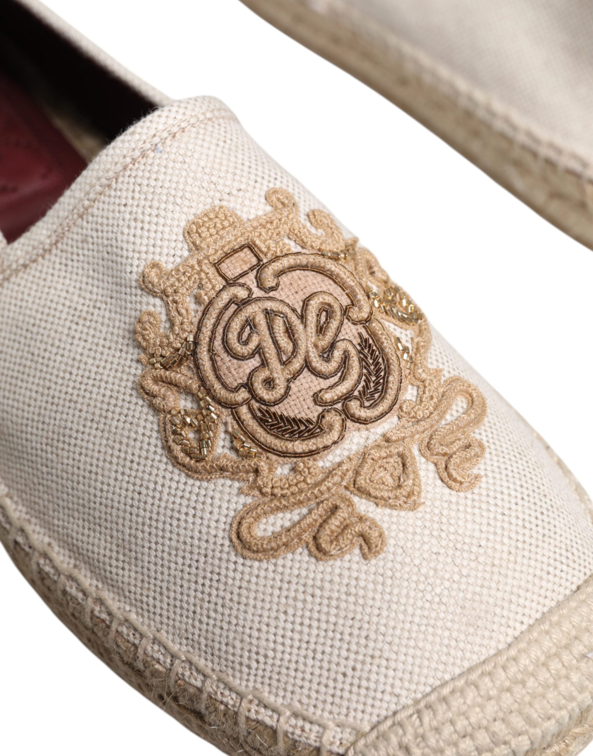 Dolce & Gabbana – Espadrilles zum Hineinschlüpfen aus besticktem Canvas in Beige