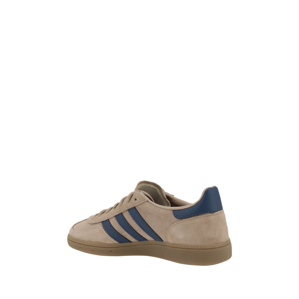 Adidasi