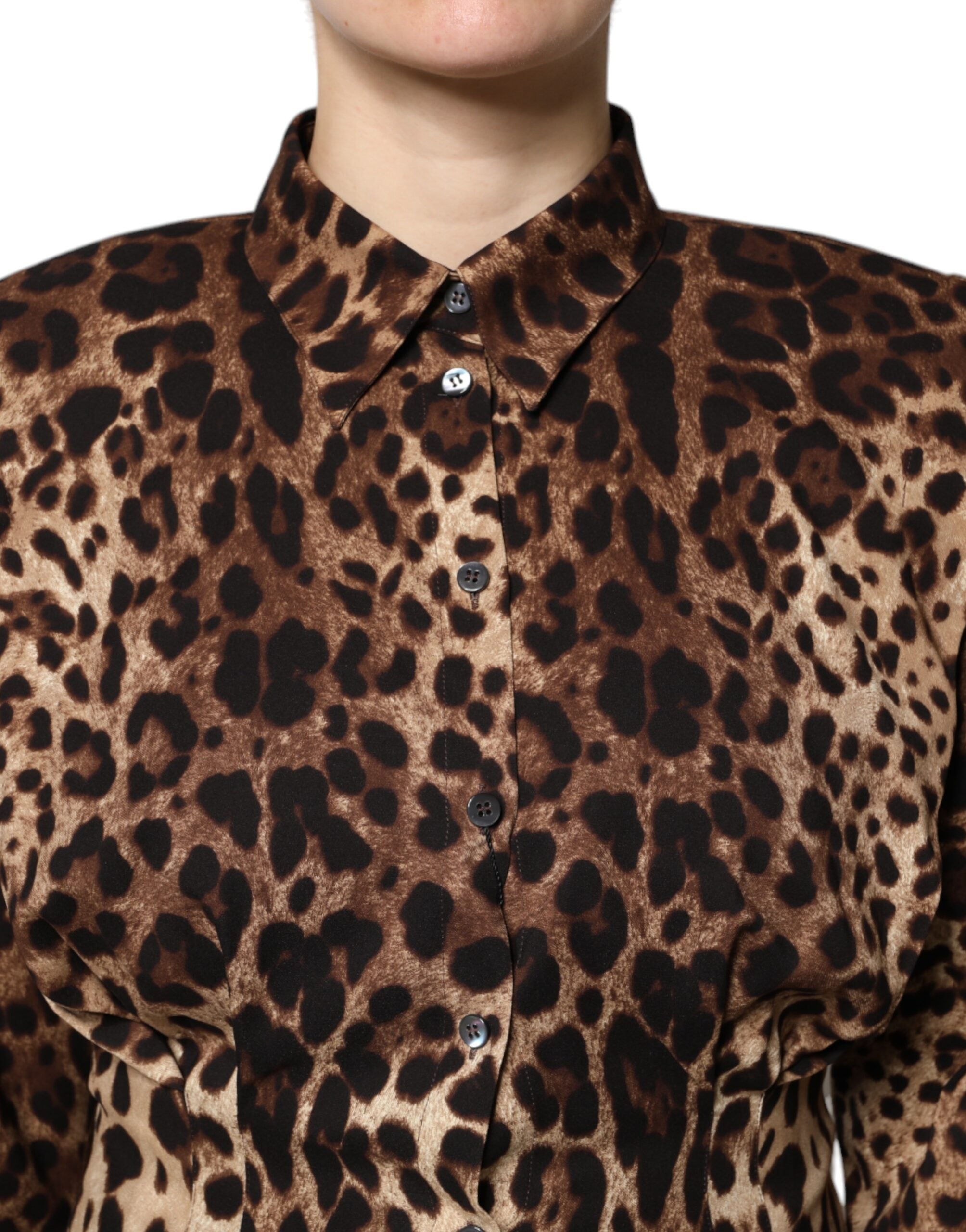 Dolce & Gabbana – Braune Seidenmanteljacke mit Leopardenmuster und Knöpfen