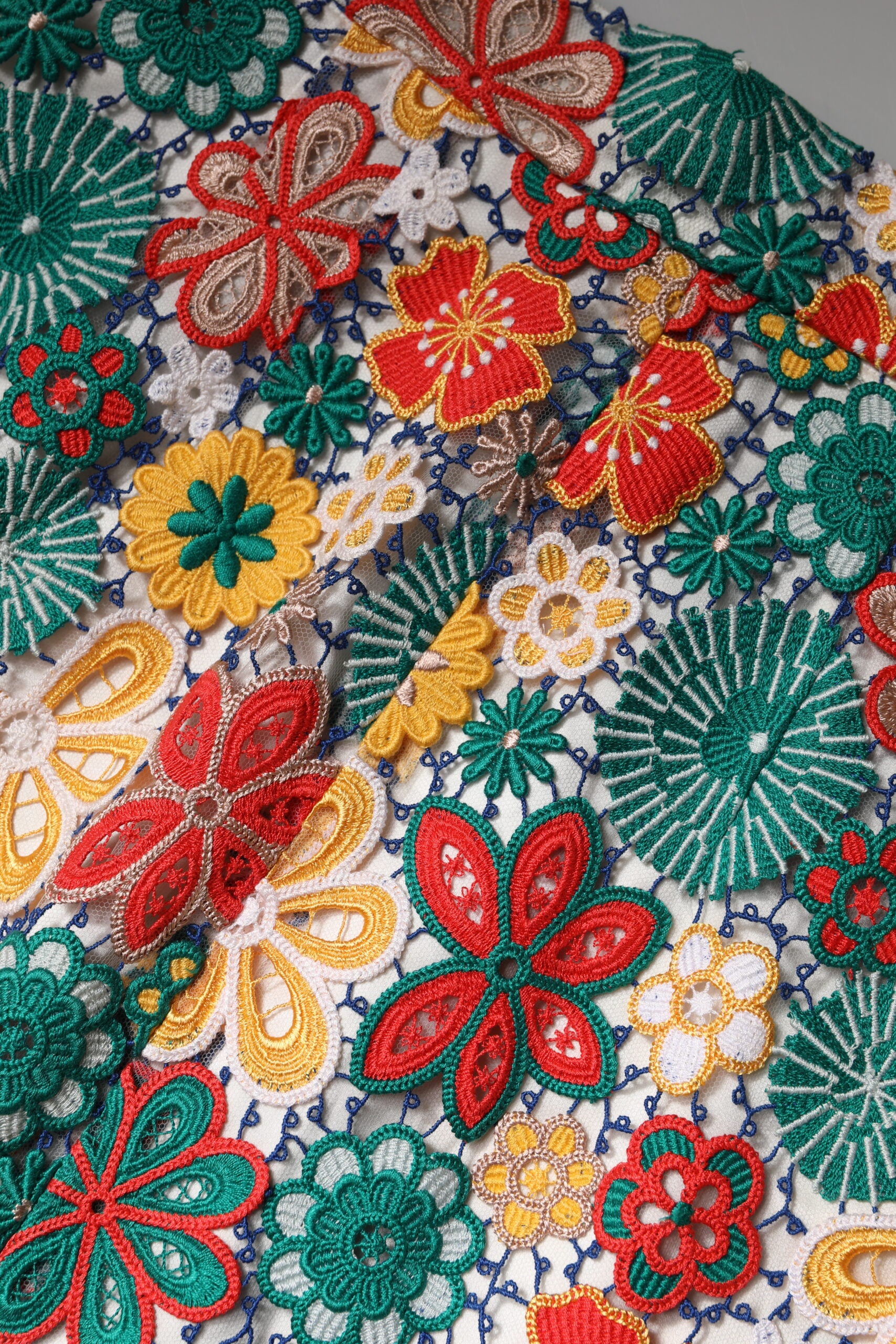 Dolce & Gabbana Mehrfarbiger Minirock mit hoher Taille und Blumenspitze