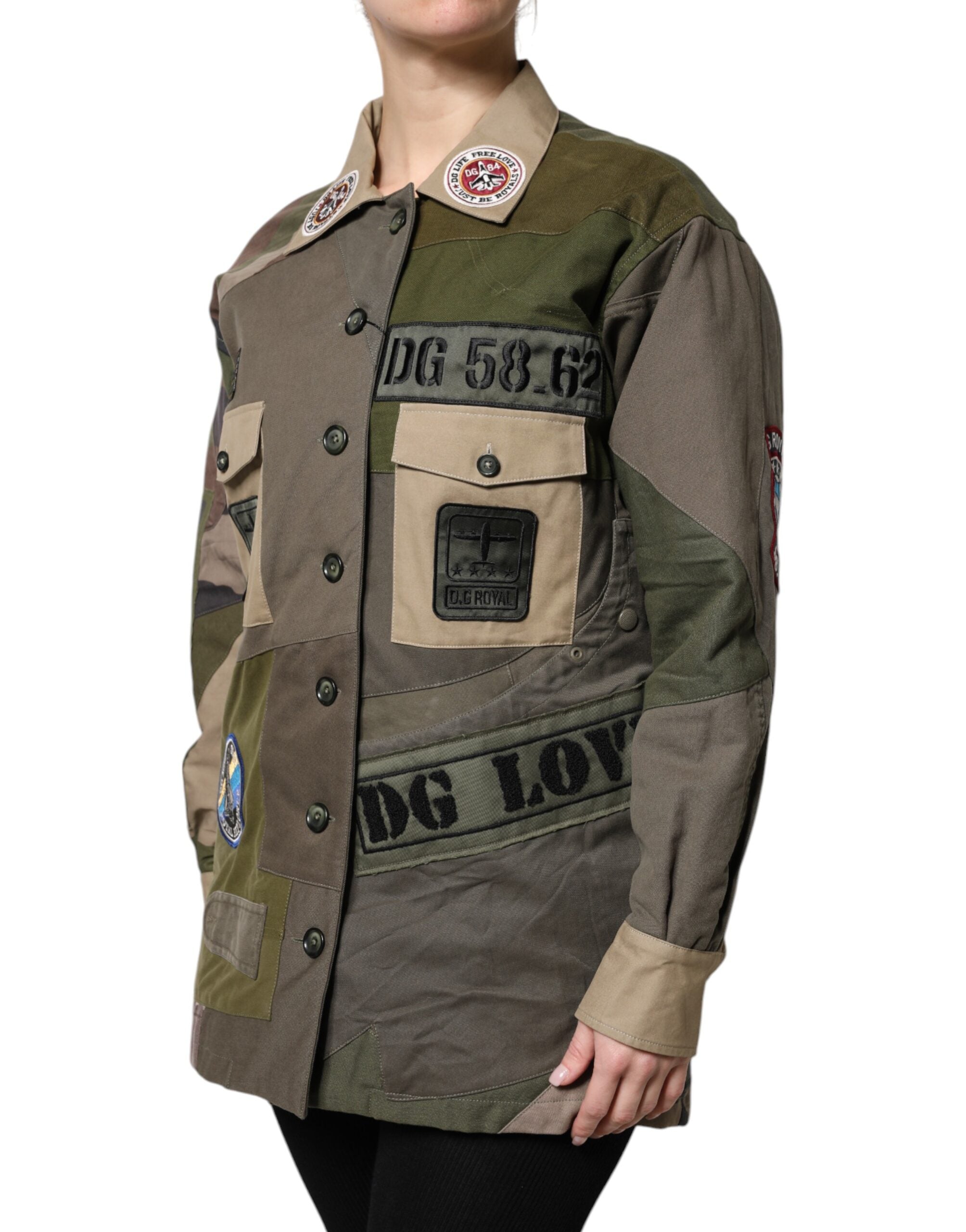 Dolce & Gabbana Militärgrüne Baumwoll-Down-Jacke mit Knöpfen