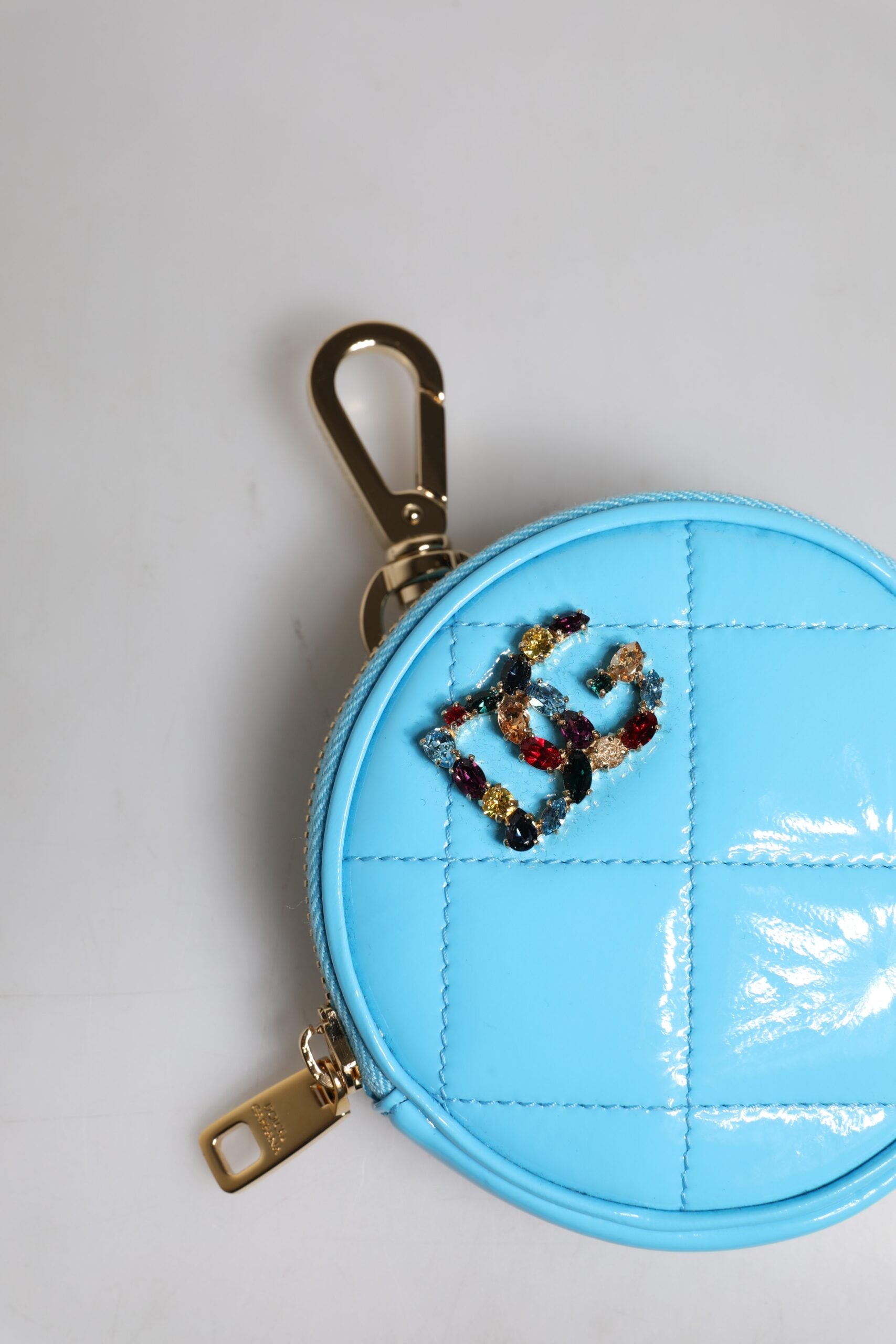 Portofel rotund Dolce & Gabbana albastru deschis din piele de miel cu cristale DG