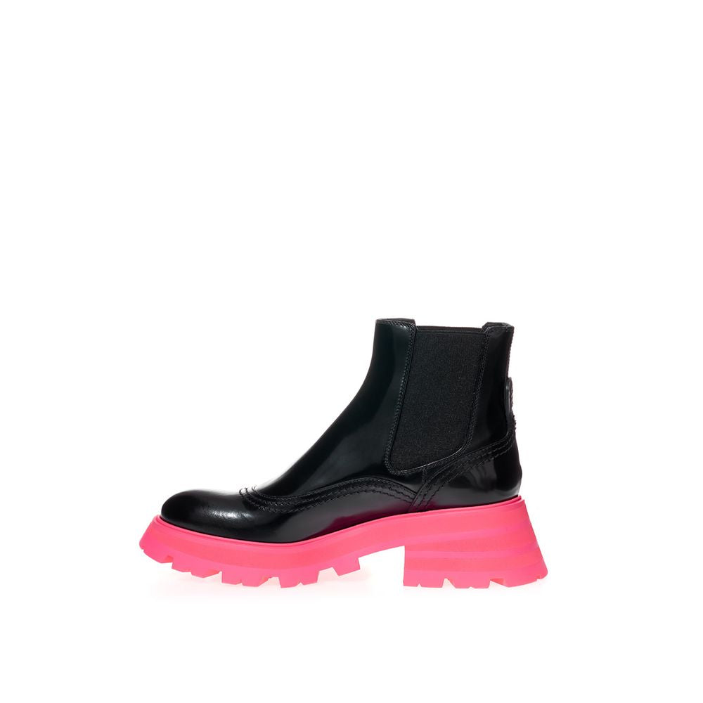 Ghete elegante din piele neagră Alexander McQueen