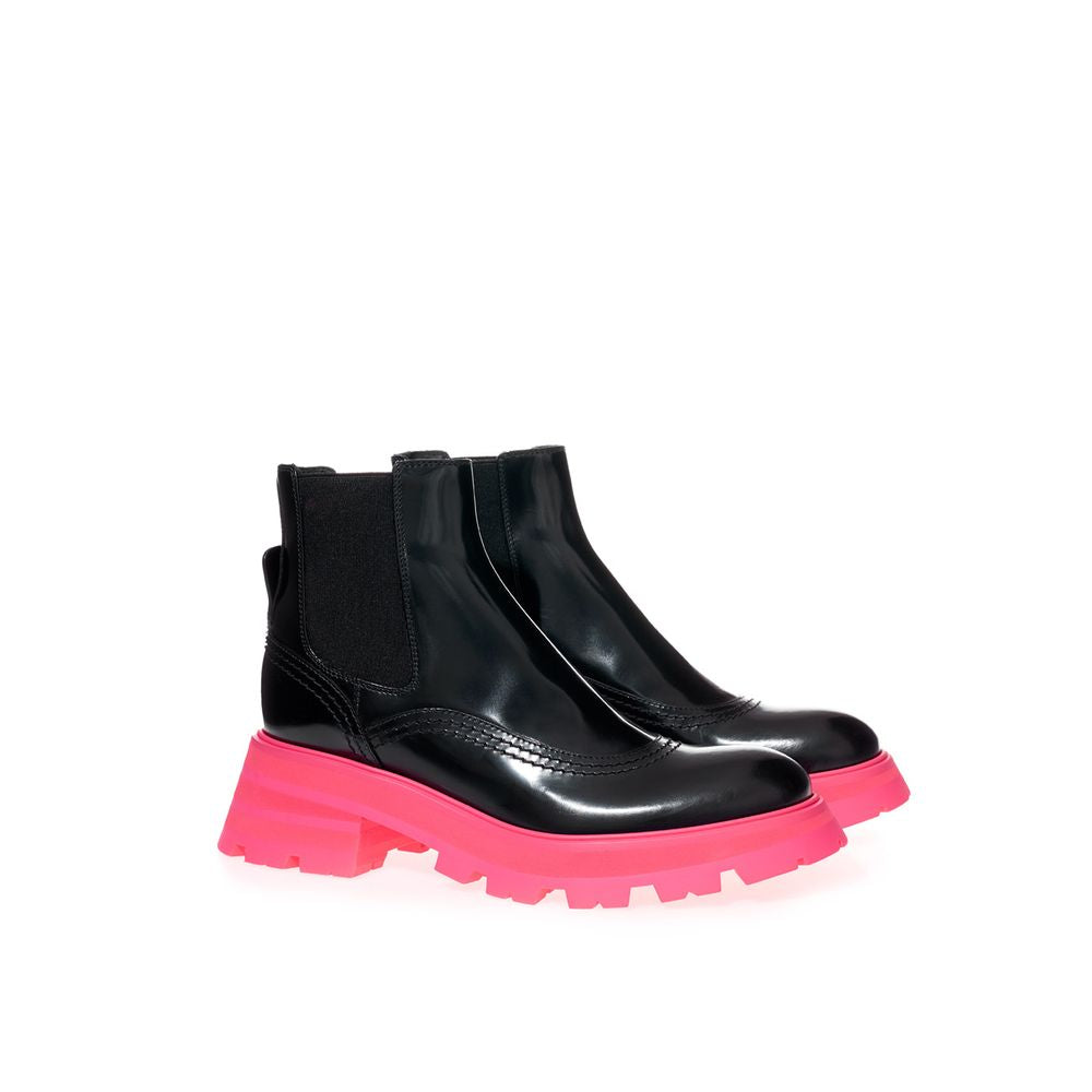 Ghete elegante din piele neagră Alexander McQueen