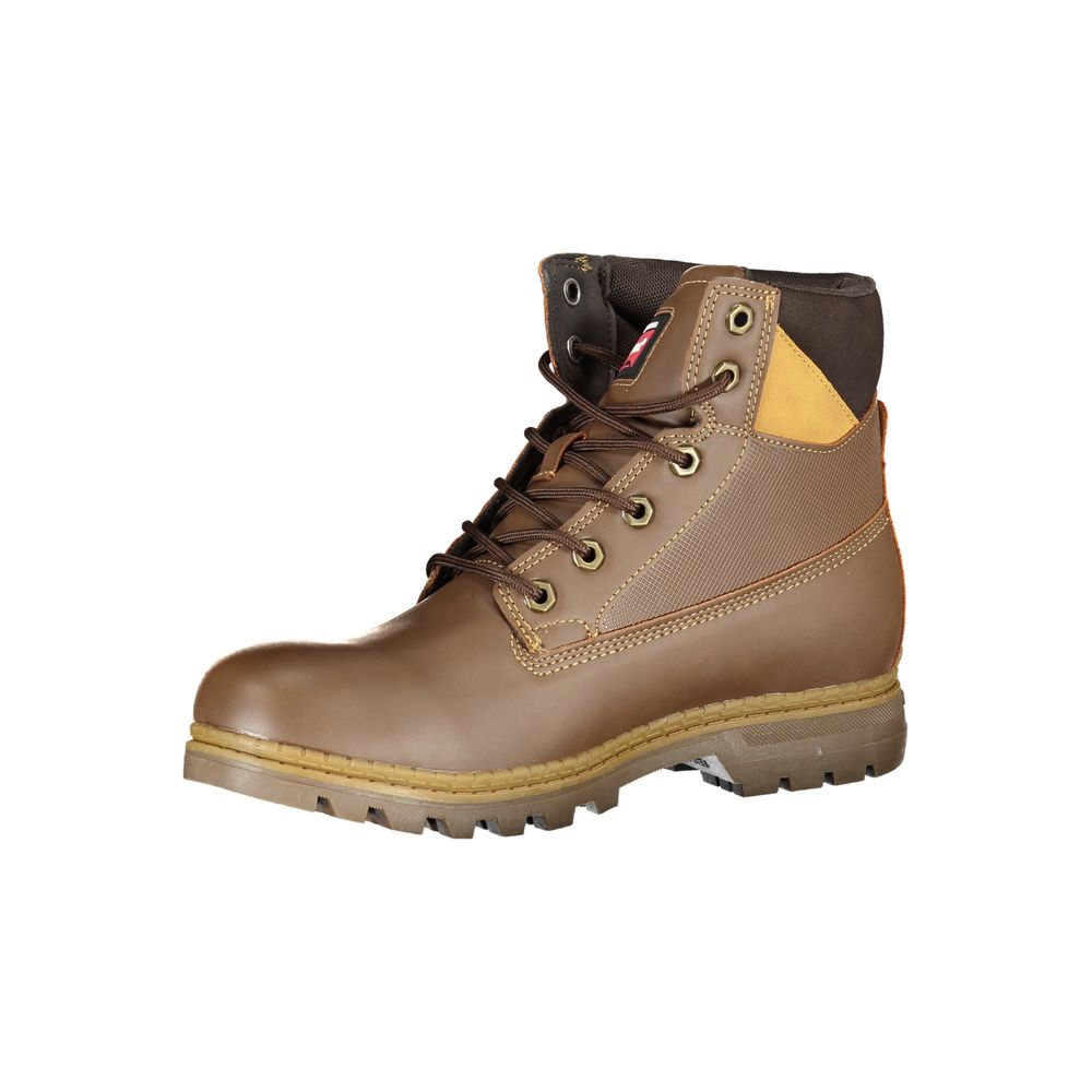 Carrera Schicke Schnürboots mit Kontrastdetails