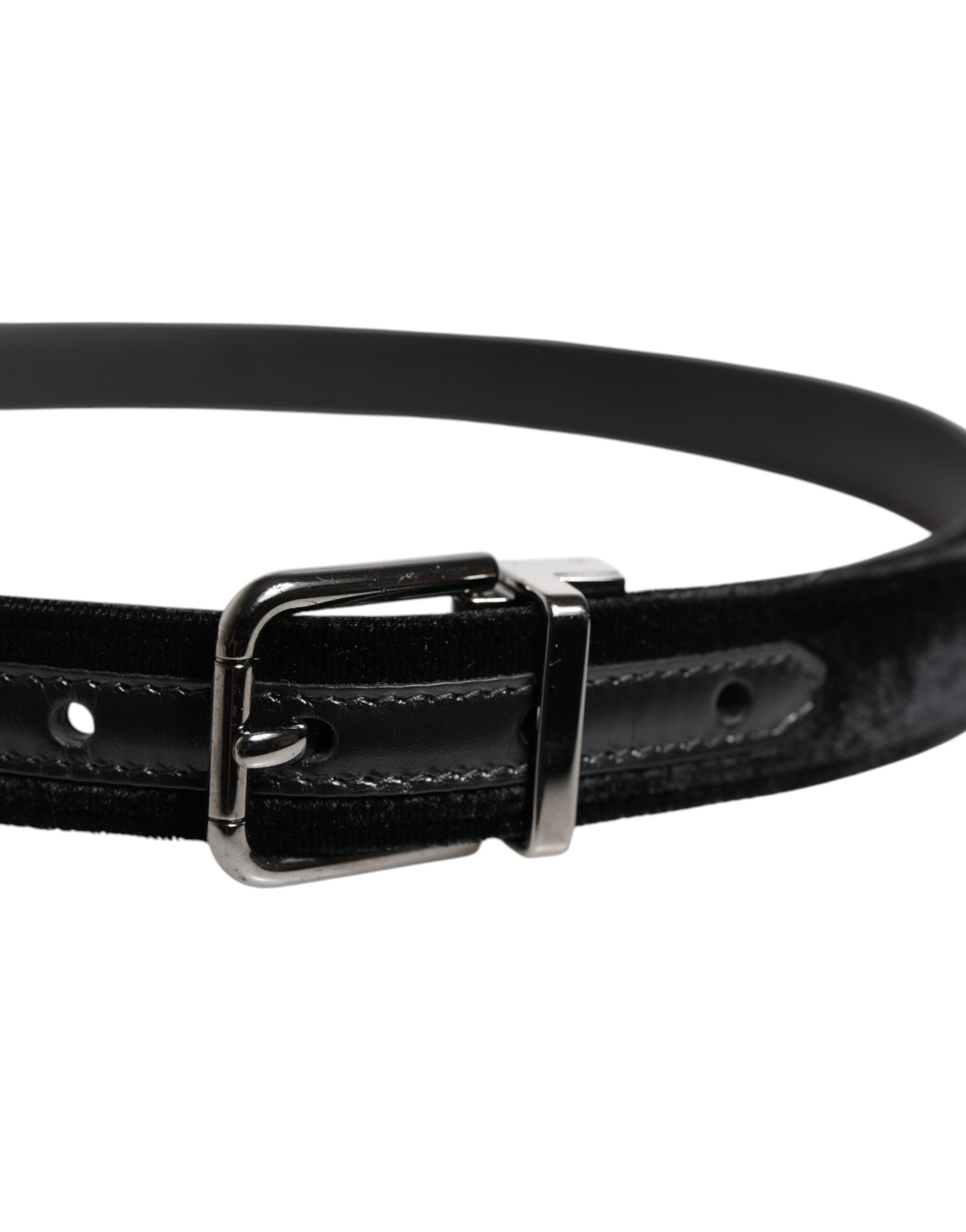 Dolce & Gabbana Klassischer Gürtel aus schwarzem Leder mit Metallschnalle