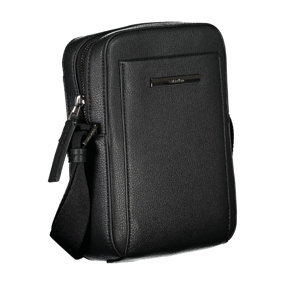 Calvin Klein – Elegante schwarze Schultertasche mit Logodetail