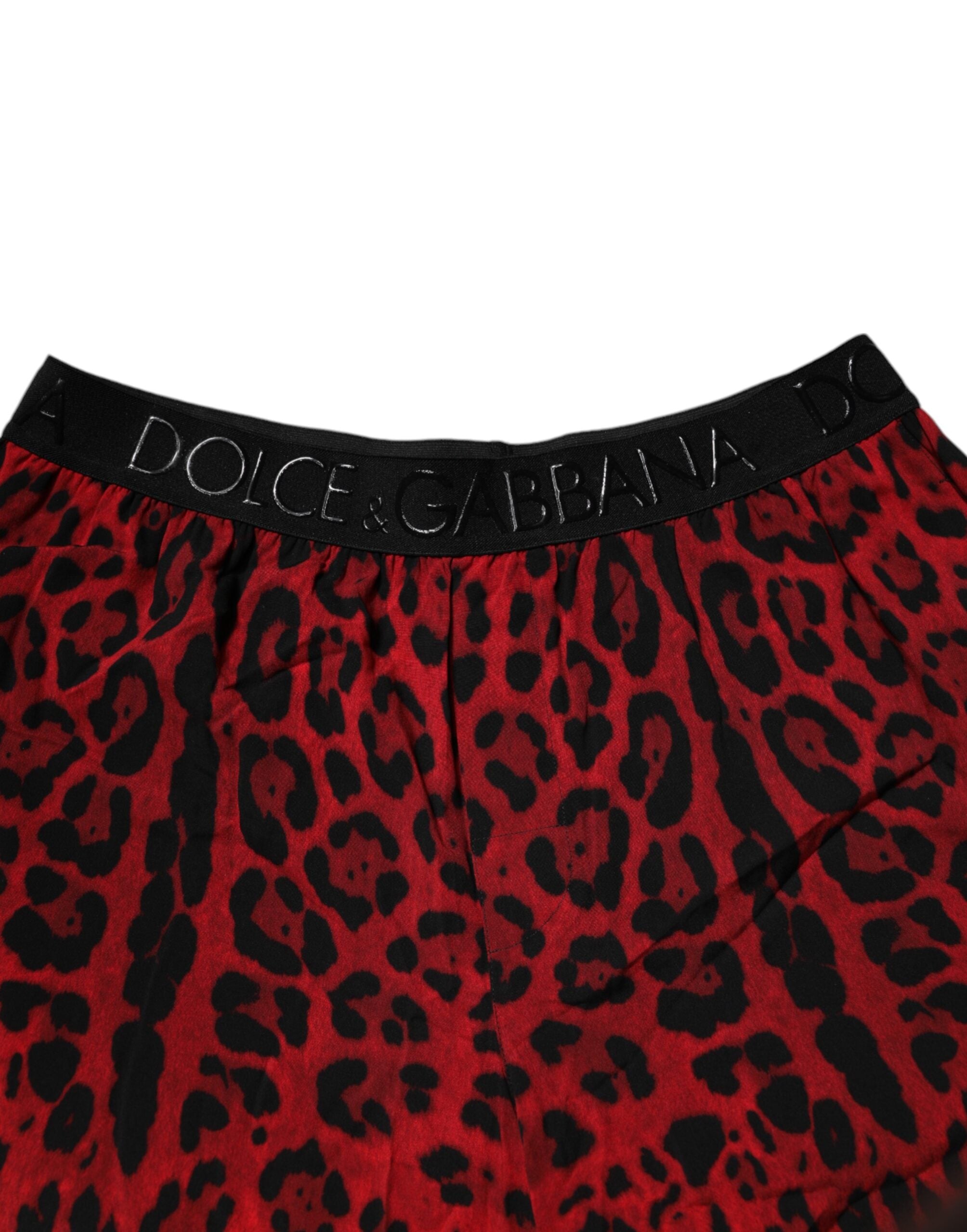 Dolce & Gabbana – Bermudashorts aus Viskose mit rotem Leopardenmuster