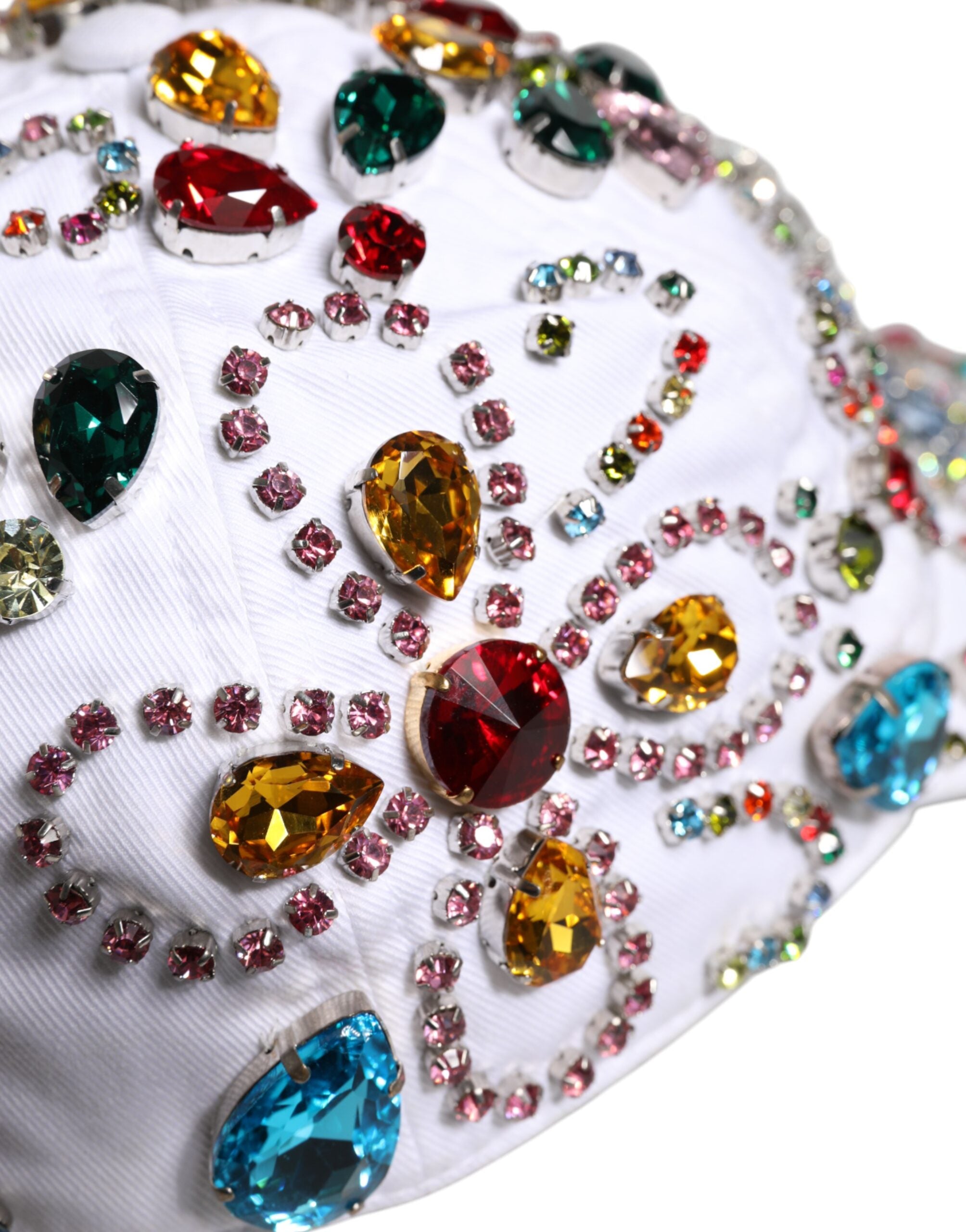 Dolce & Gabbana – Weiße, mehrfarbige Baseballkappe mit Kristallverzierung