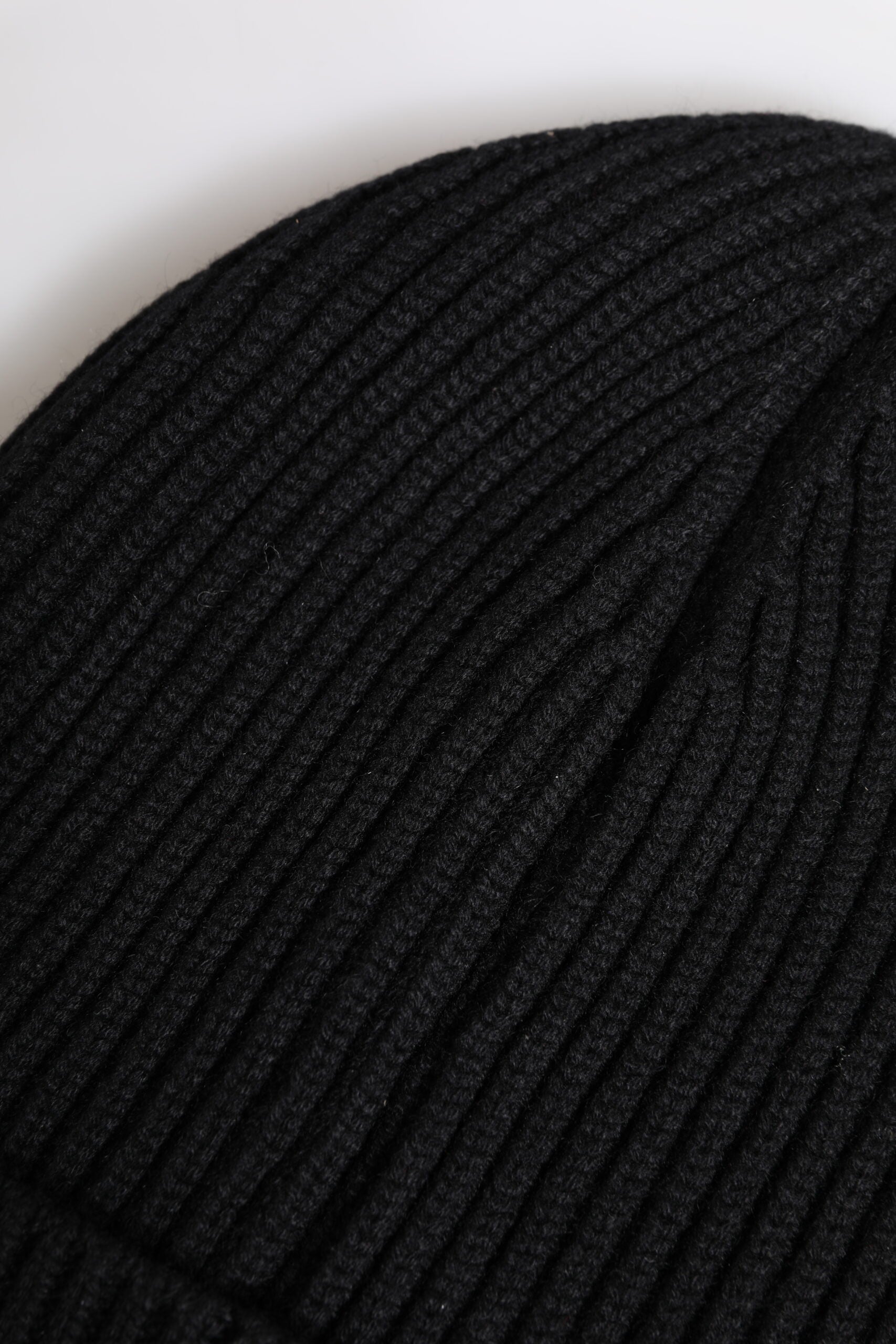 Dolce & Gabbana – Schwarze Wintermütze aus Kaschmir