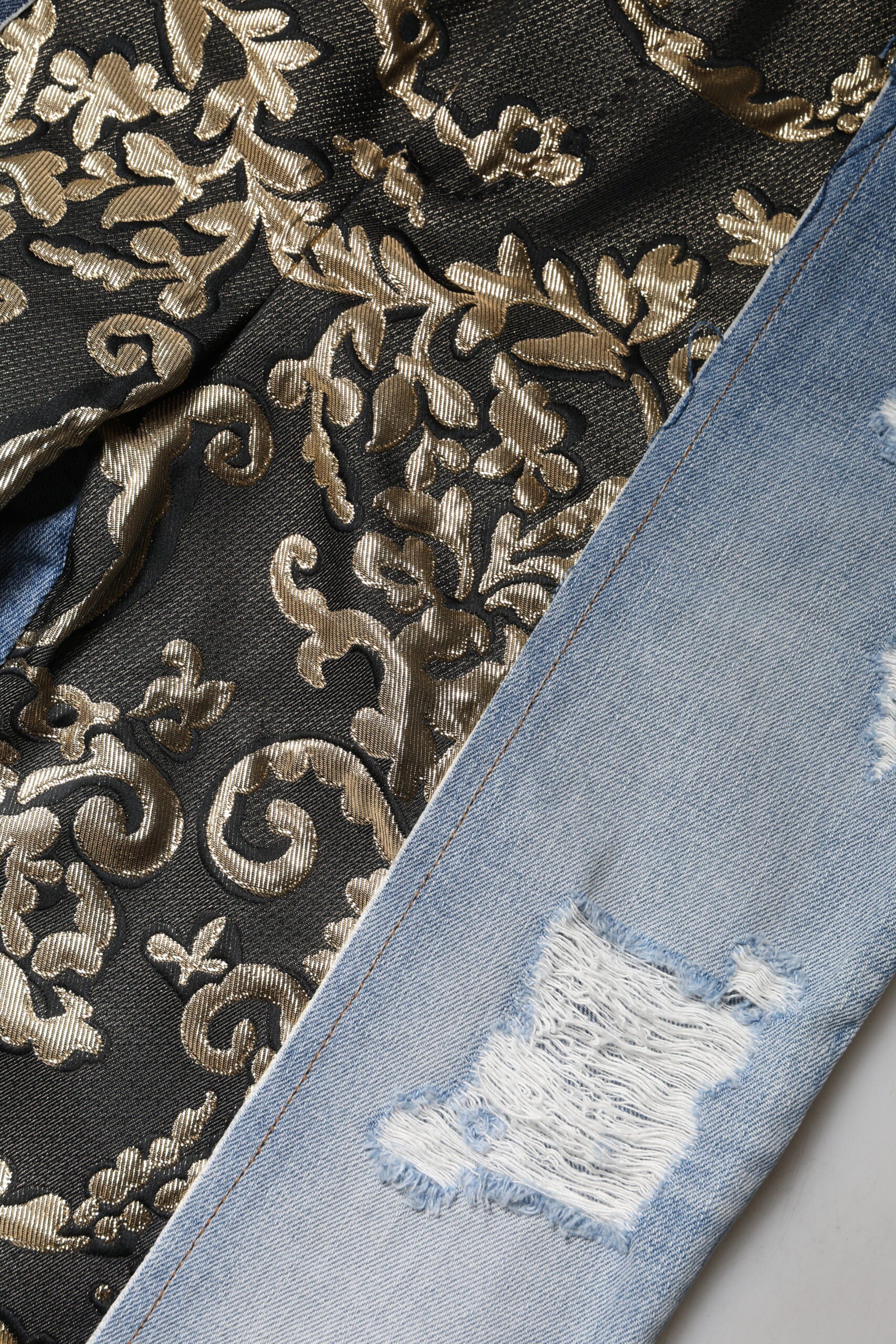 Blugi Dolce & Gabbana din denim cu talie înaltă, cu imprimeu patchwork multicolor