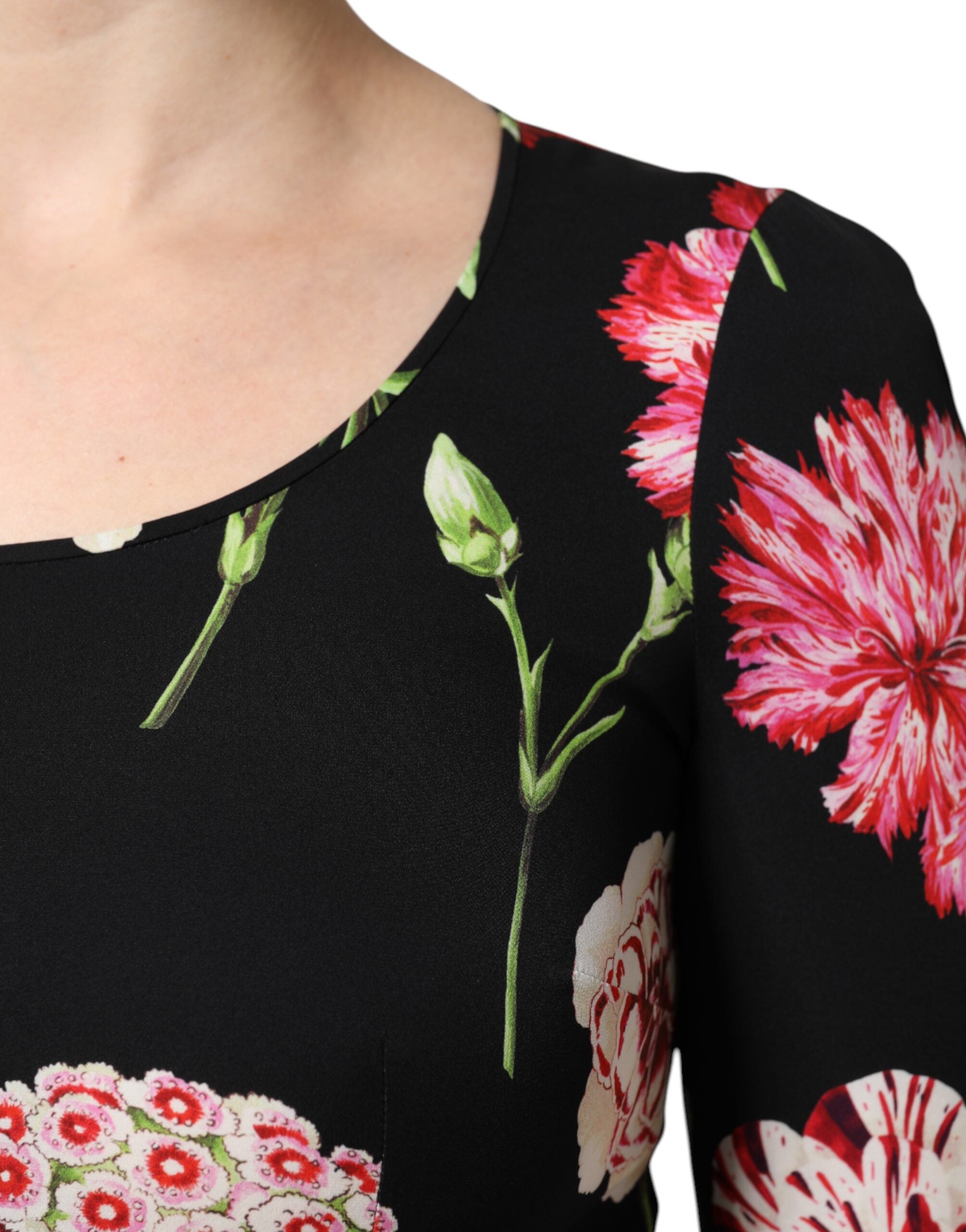 Bluză Dolce & Gabbana neagră cu mânecă lungă și imprimeu floral pentru femei