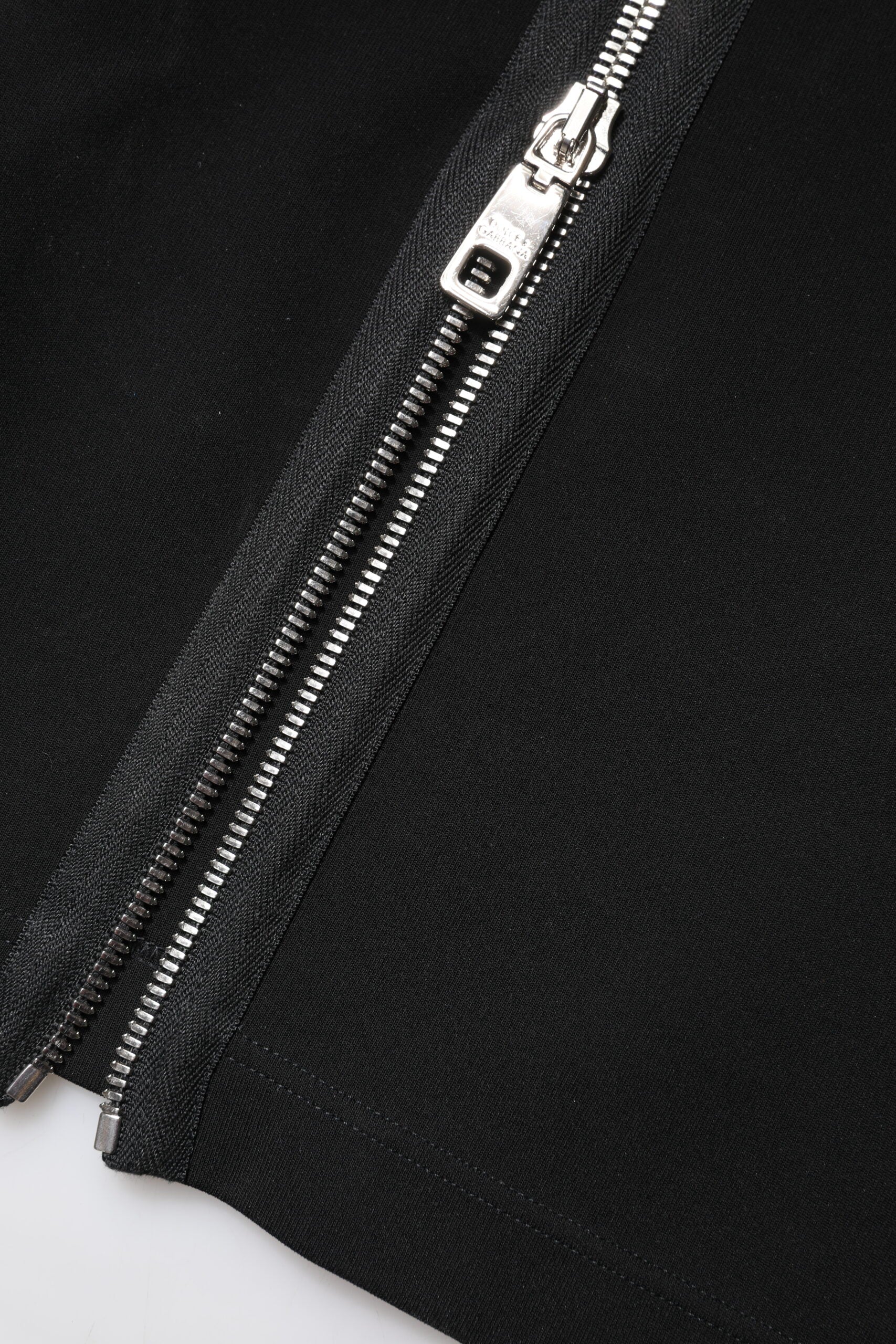 Dolce & Gabbana – Schwarzes Etuikleid aus Viskose mit One-Shoulder-Reißverschluss