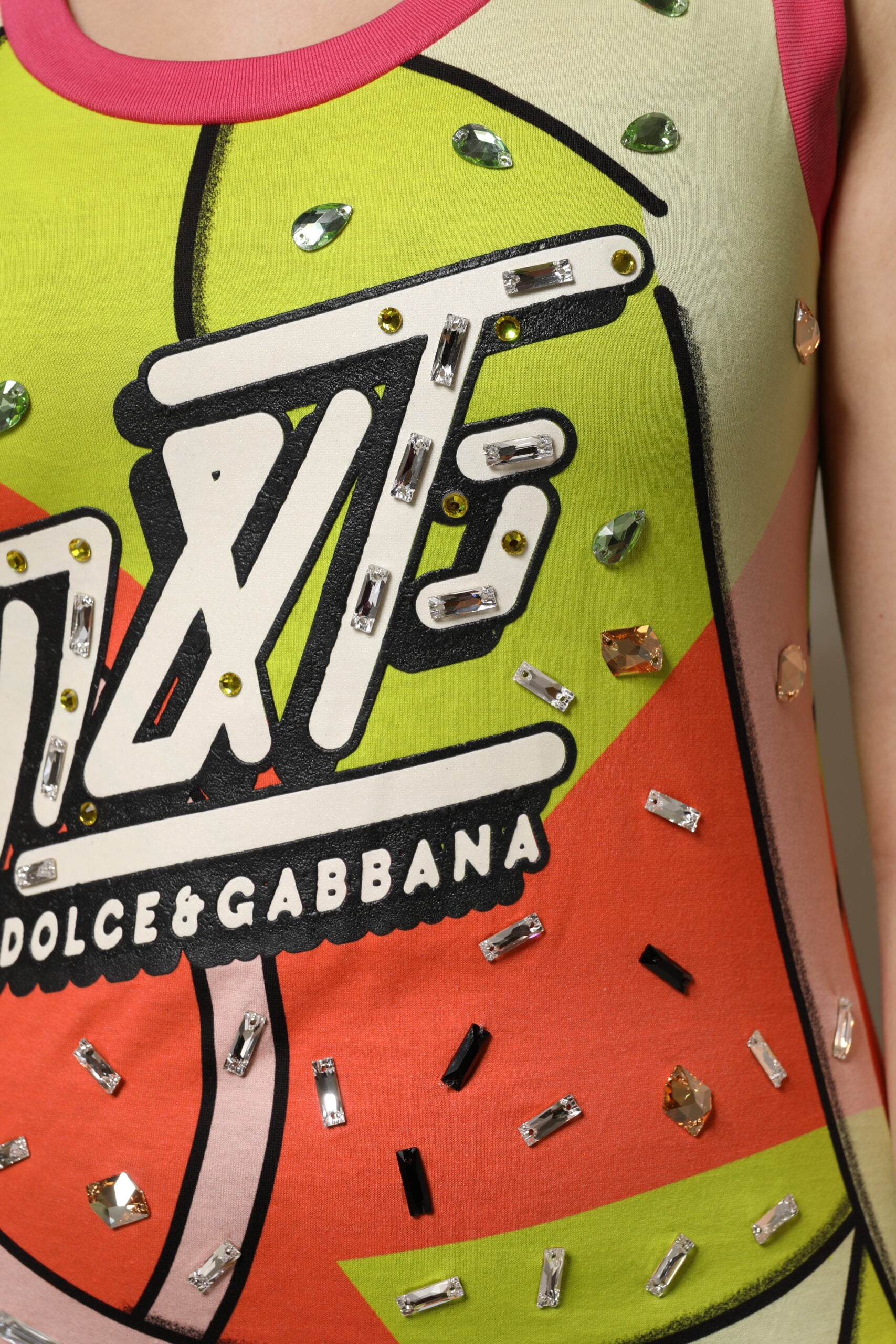 Bluză Dolce & Gabbana cu imprimeu multicolor și cristale