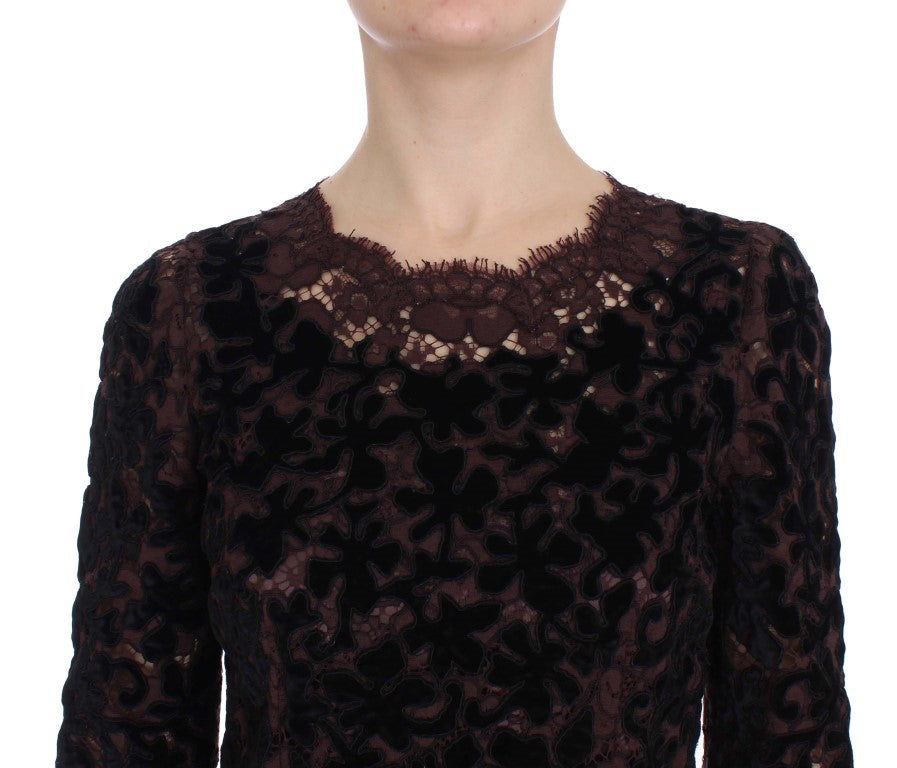 Dolce & Gabbana Elegantes lila Maxikleid mit floraler Spitze