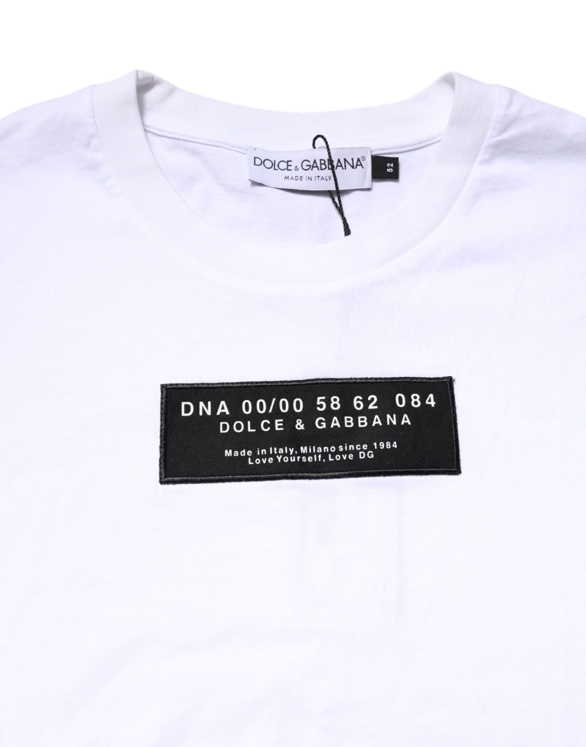 Dolce & Gabbana – Weißes Baumwoll-T-Shirt mit Rundhalsausschnitt und Logo-Patch