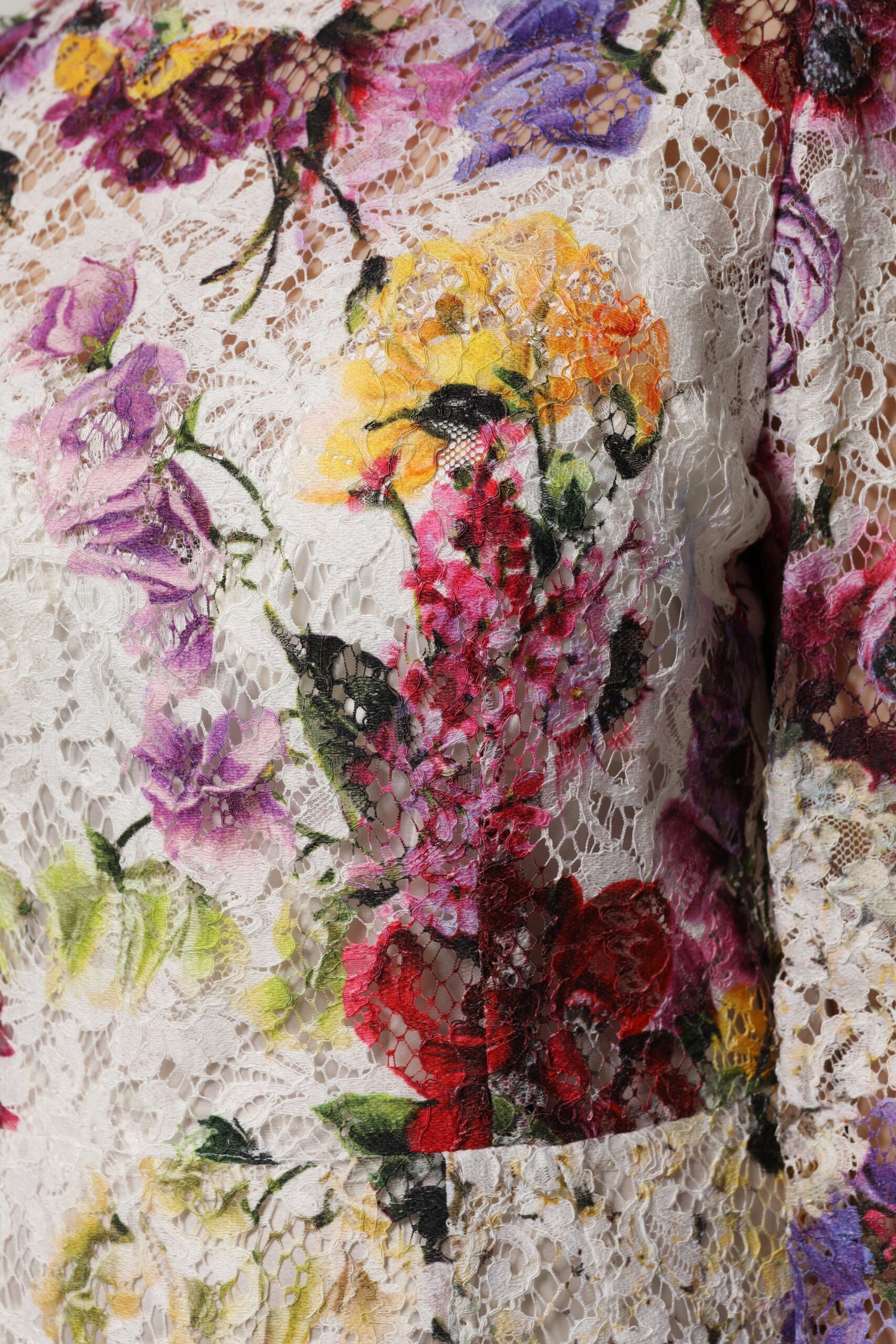 Dolce & Gabbana – Langärmliges A-Linien-Kleid mit mehrfarbigem Blumenmuster