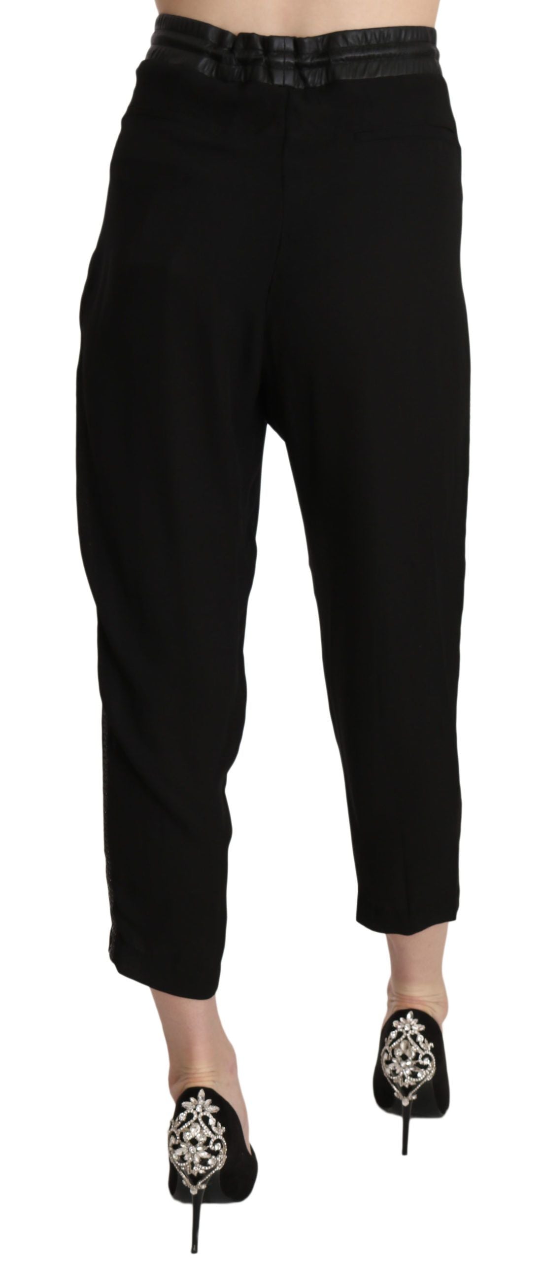 Pantaloni scurți Guess Chic cu talie înaltă, negri și eleganți