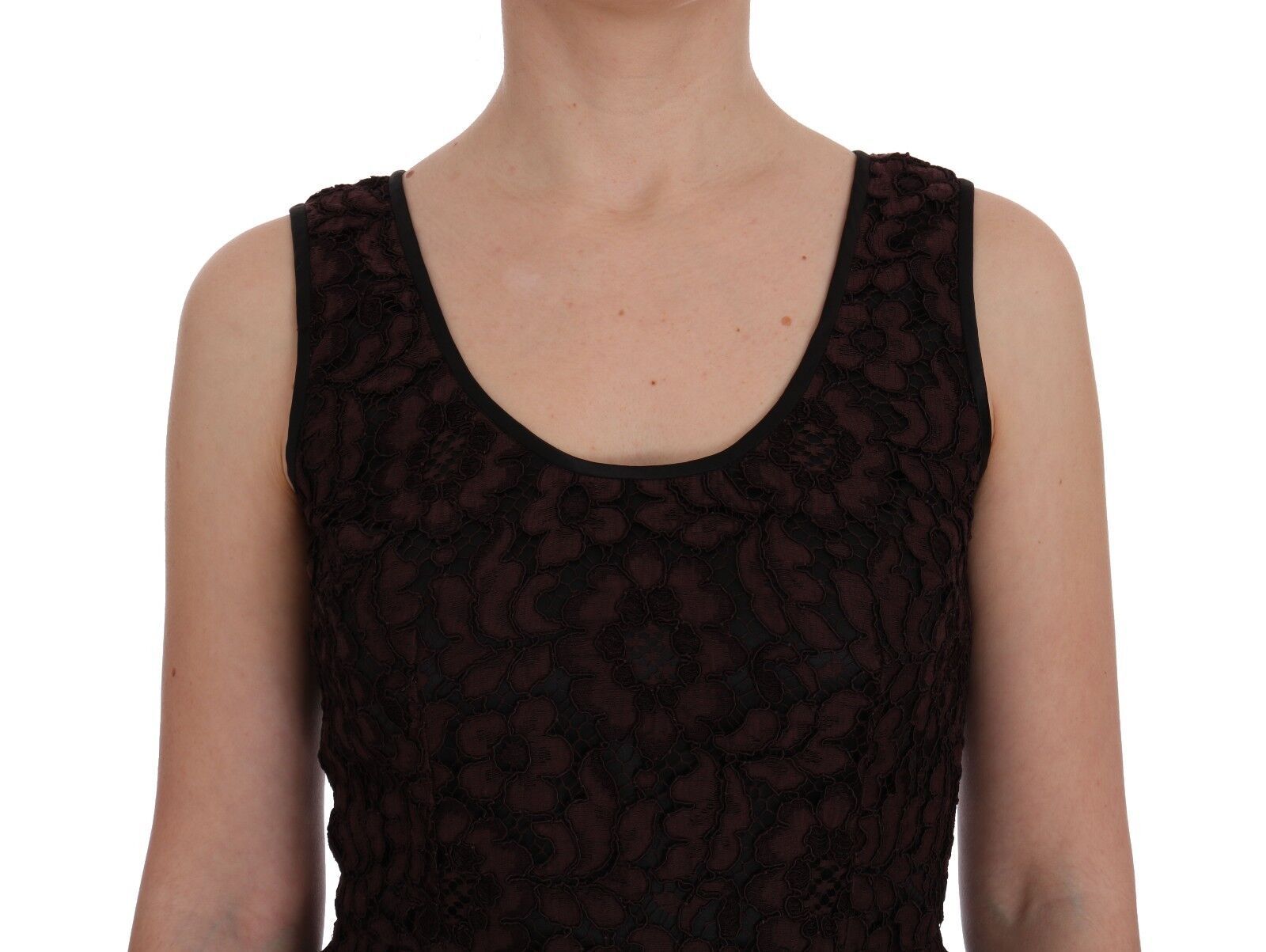 Dolce &amp; Gabbana – Ricamo-Etuikleid aus floraler Spitze in Bordeaux