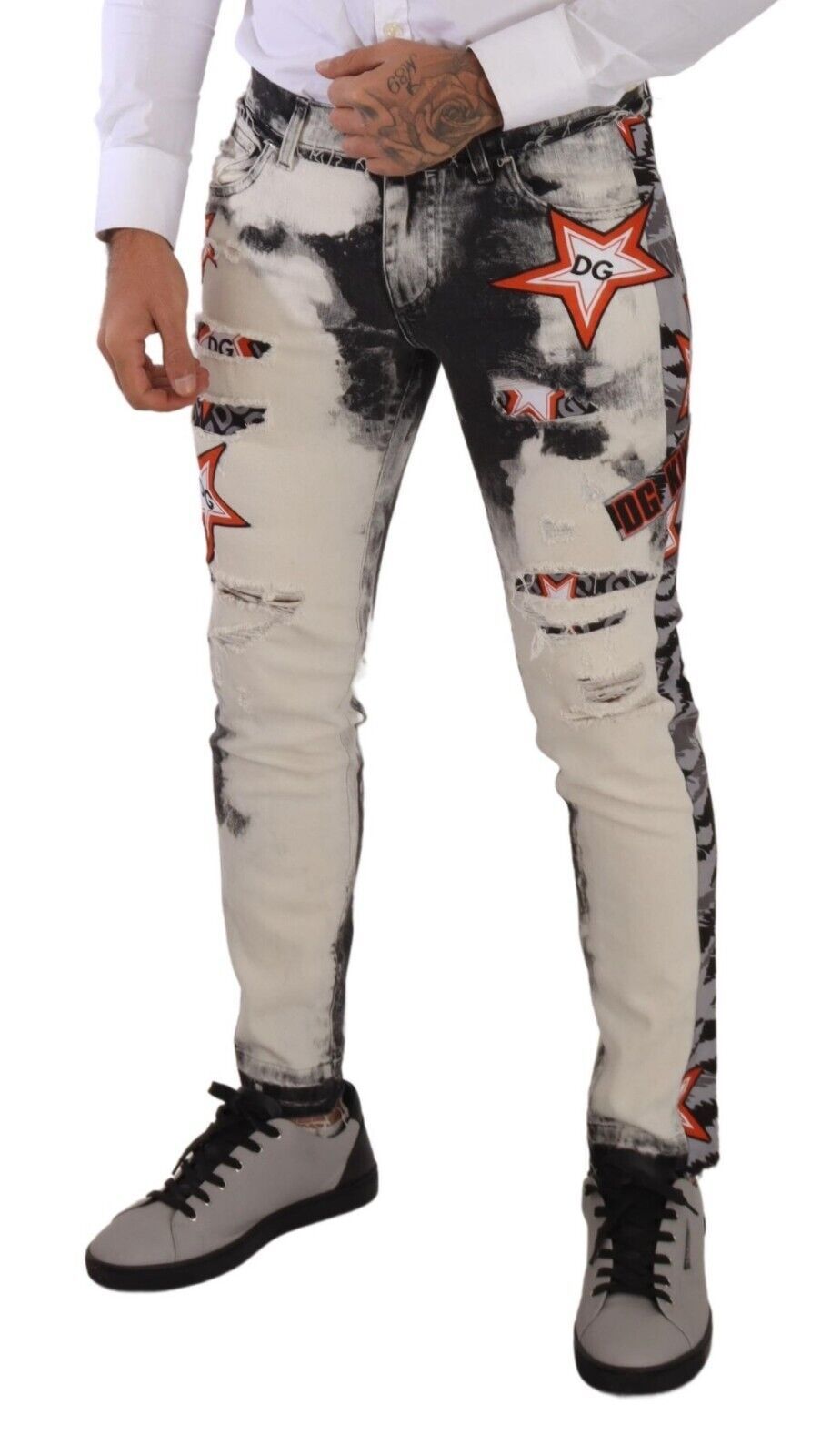 Dolce &amp; Gabbana Chic Slim Fit Jeans aus Denim mit Sternmotiv
