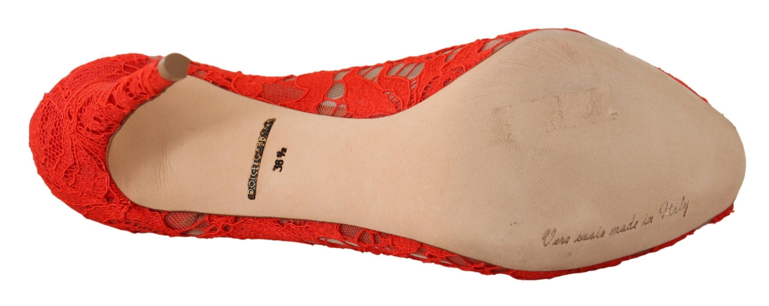 Dolce &amp; Gabbana – Taormina – Pumps mit Spitzenabsatz und rotem Kristall
