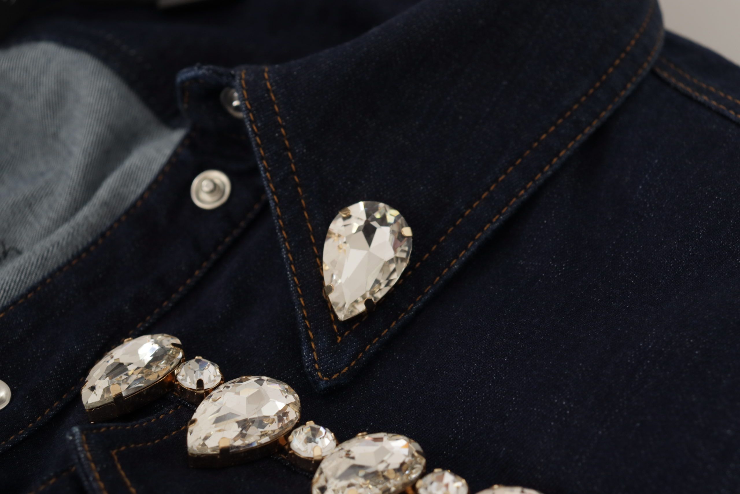 Dolce &amp; Gabbana Elegante Jeansjacke mit Kristallverzierung
