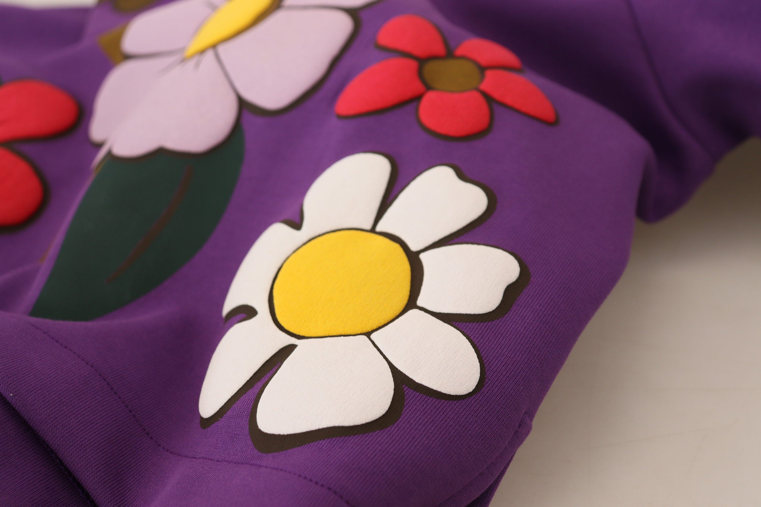 Dolce &amp; Gabbana Eleganter lila Pullover mit Blumenmuster