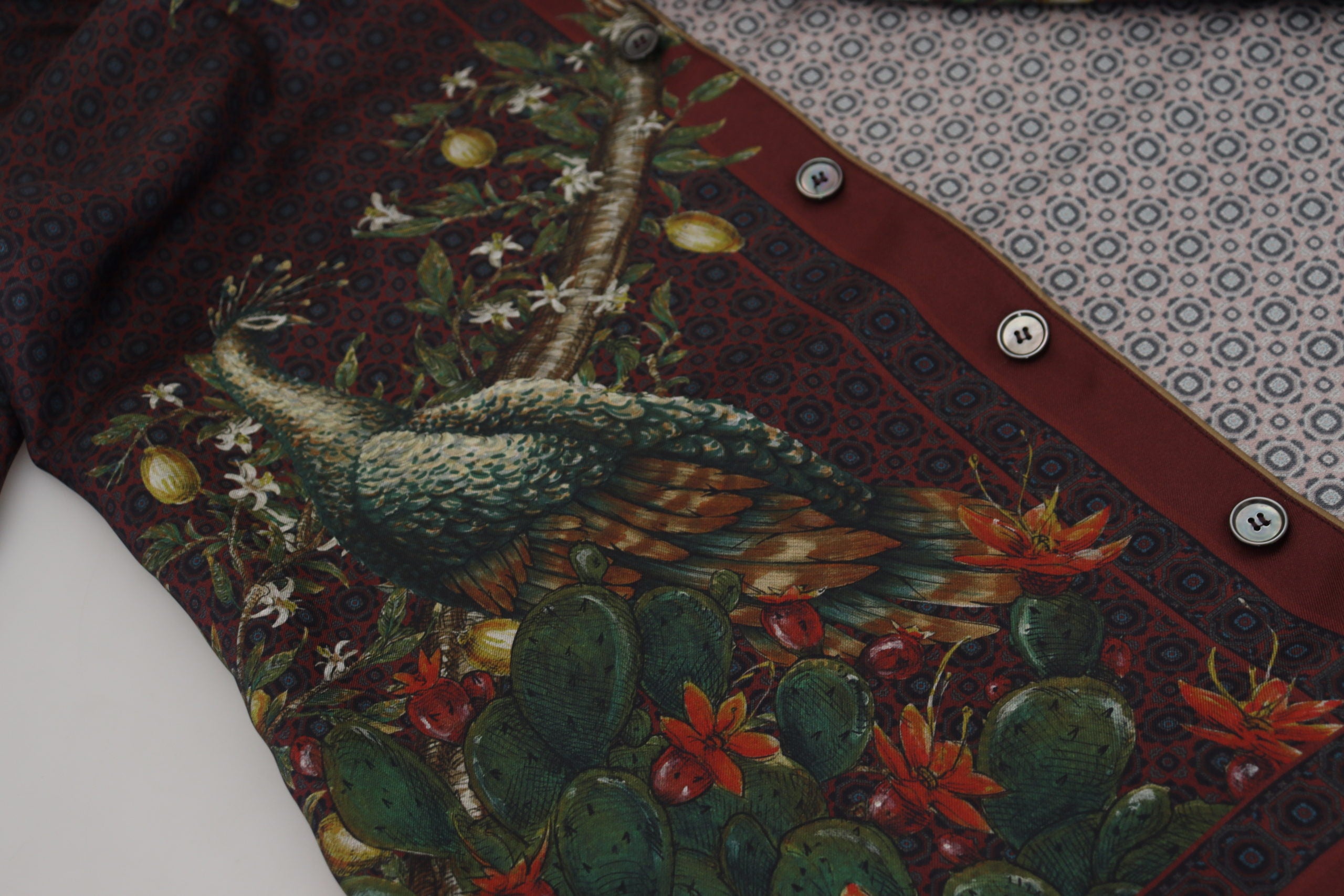 Dolce &amp; Gabbana Elegantes Herrenhemd im Pyjama-Stil aus Seidensatin