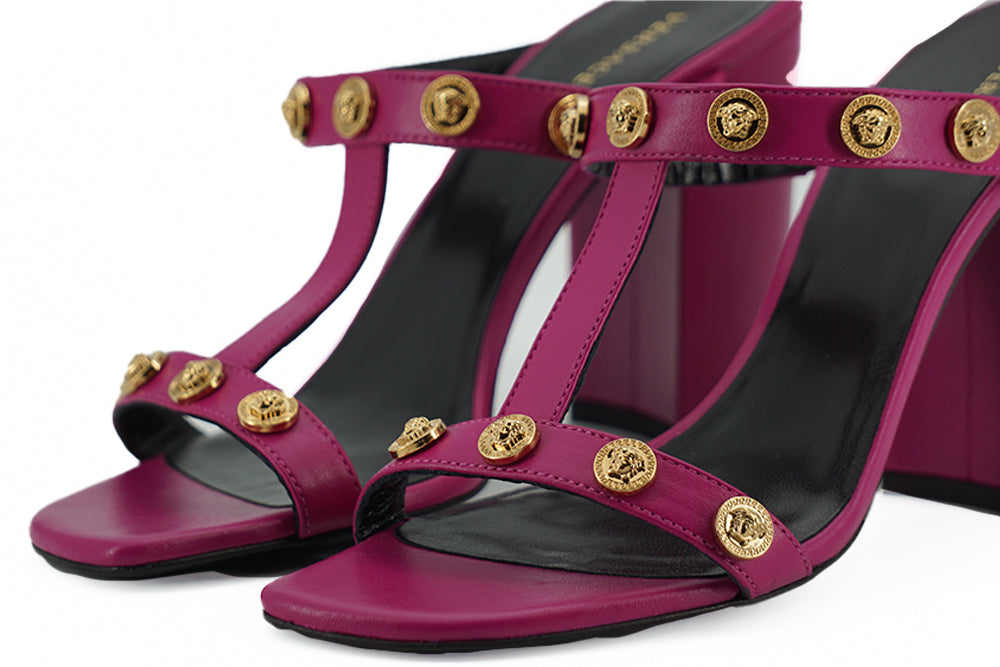 Versace – Elegante hohe Sandalen aus lila Kalbsleder