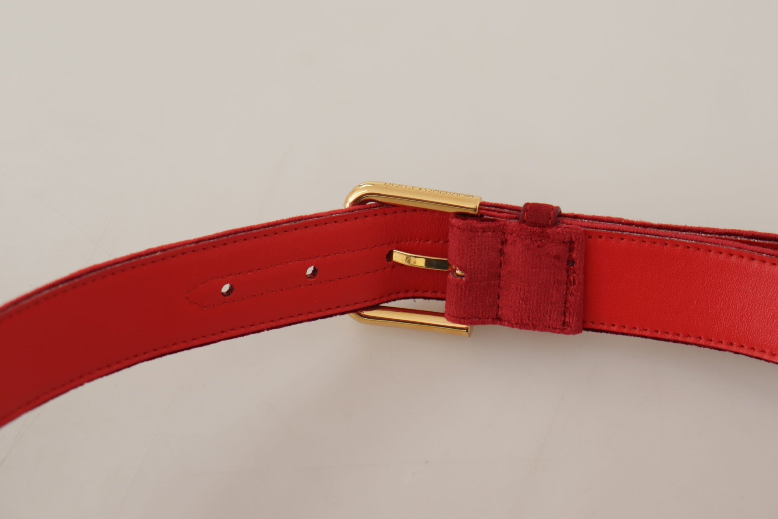 Dolce &amp; Gabbana Eleganter roter Designergürtel aus Wildleder