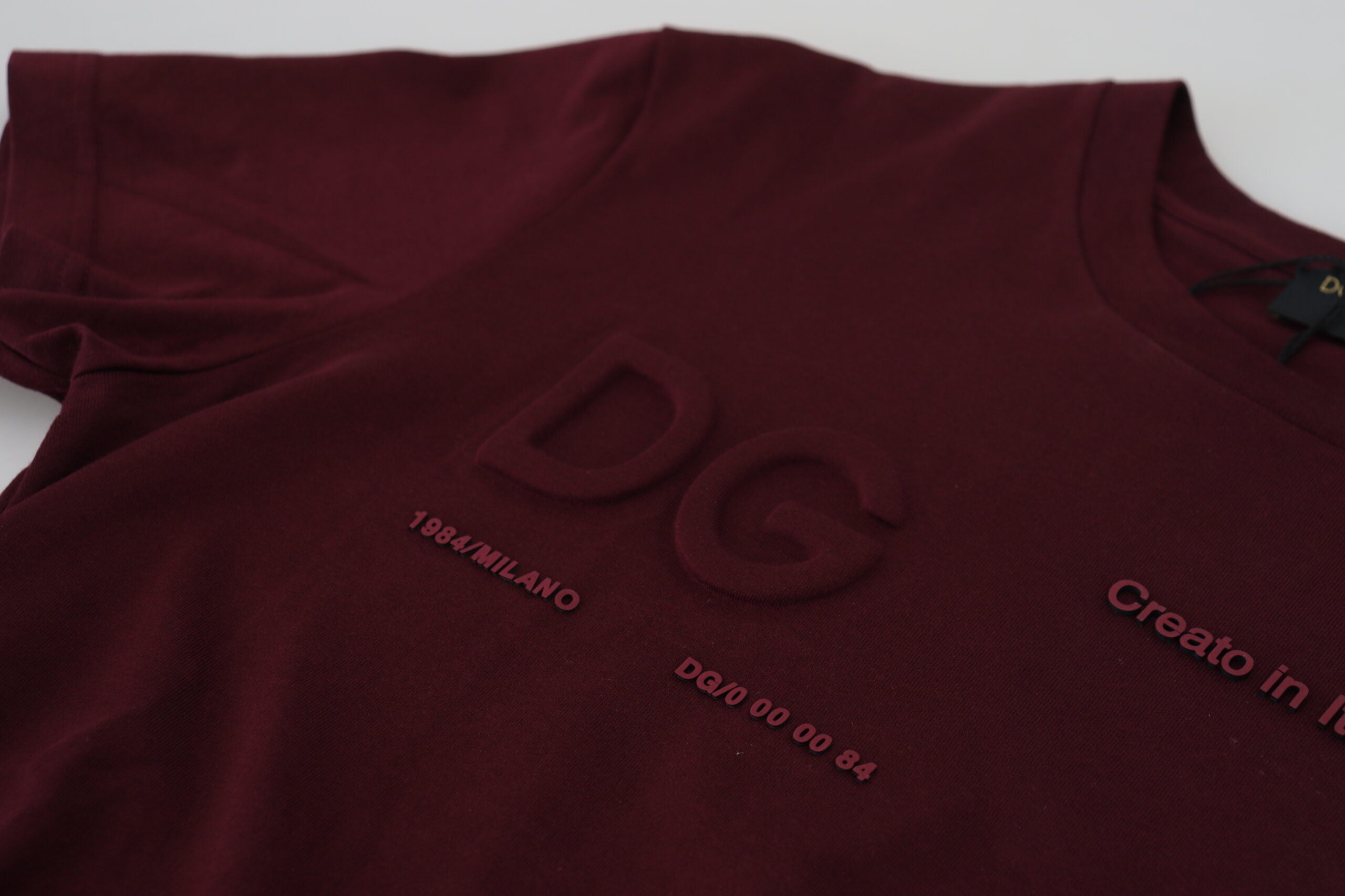 Dolce &amp; Gabbana Elegantes, kastanienbraunes Freizeit-T-Shirt mit Rundhalsausschnitt