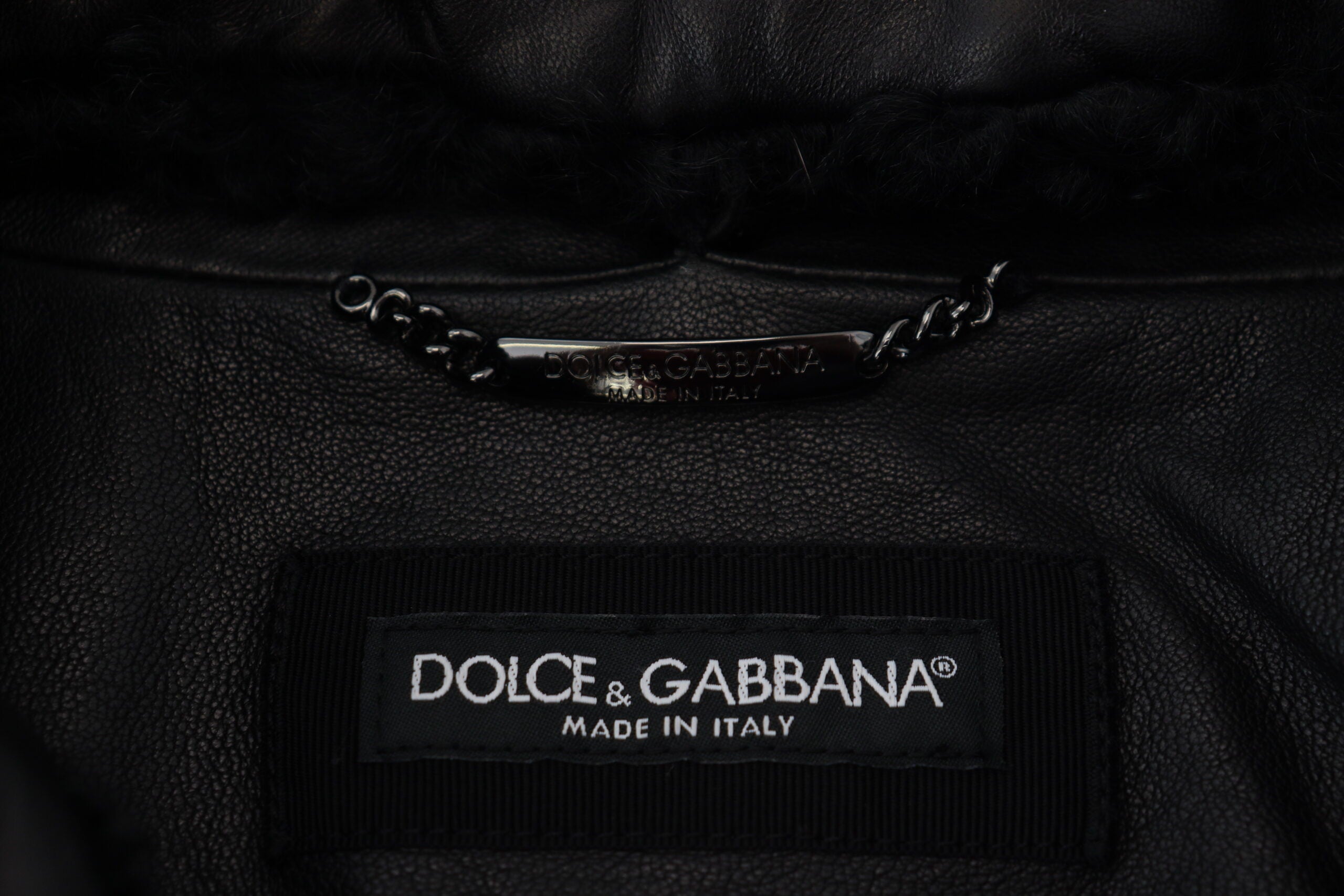 Jachetă Dolce &amp; Gabbana Chic din piele neagră cu căptușeală de mătase