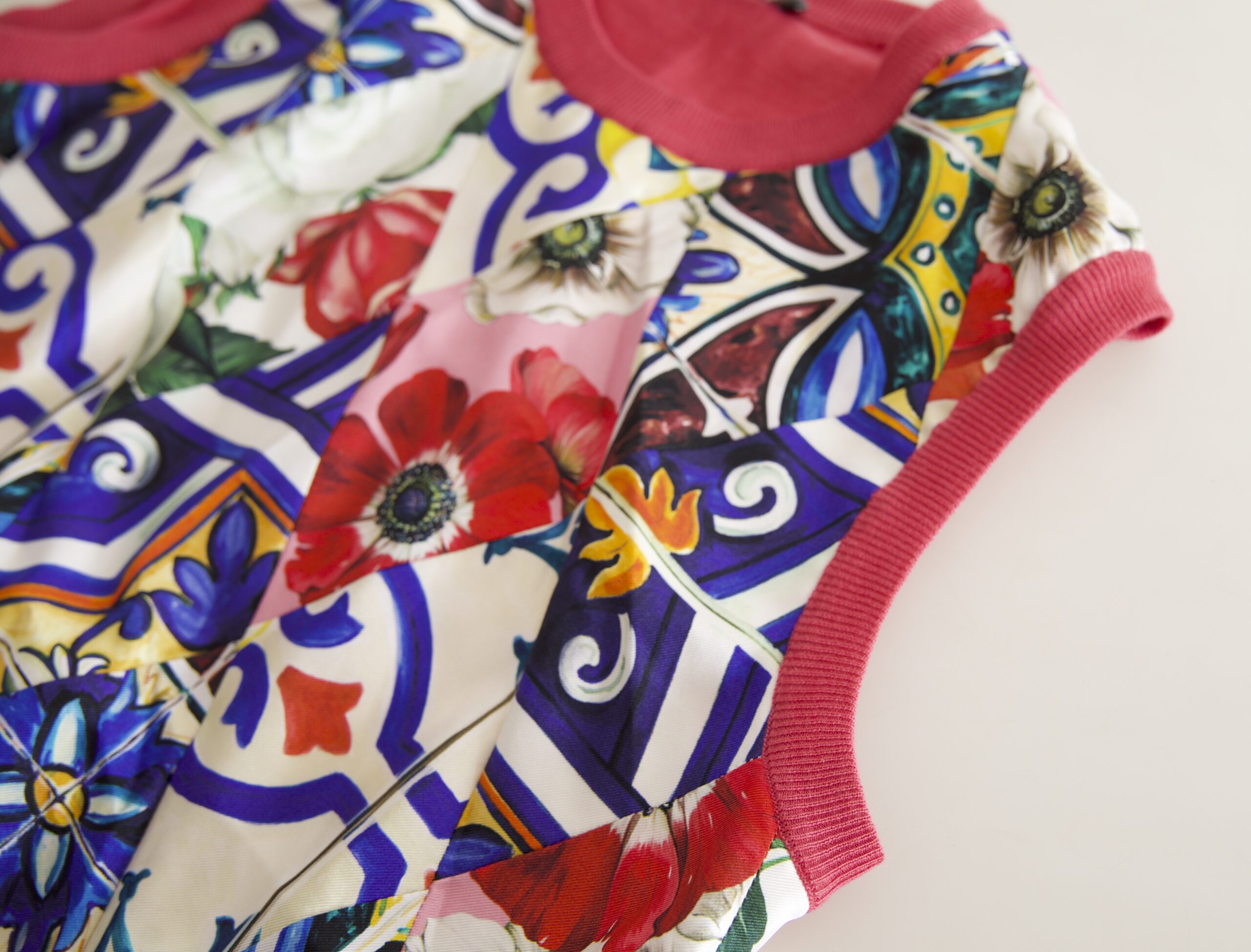 Bluză elegantă cu guler rotund din amestec de cașmir și mătase Dolce &amp; Gabbana
