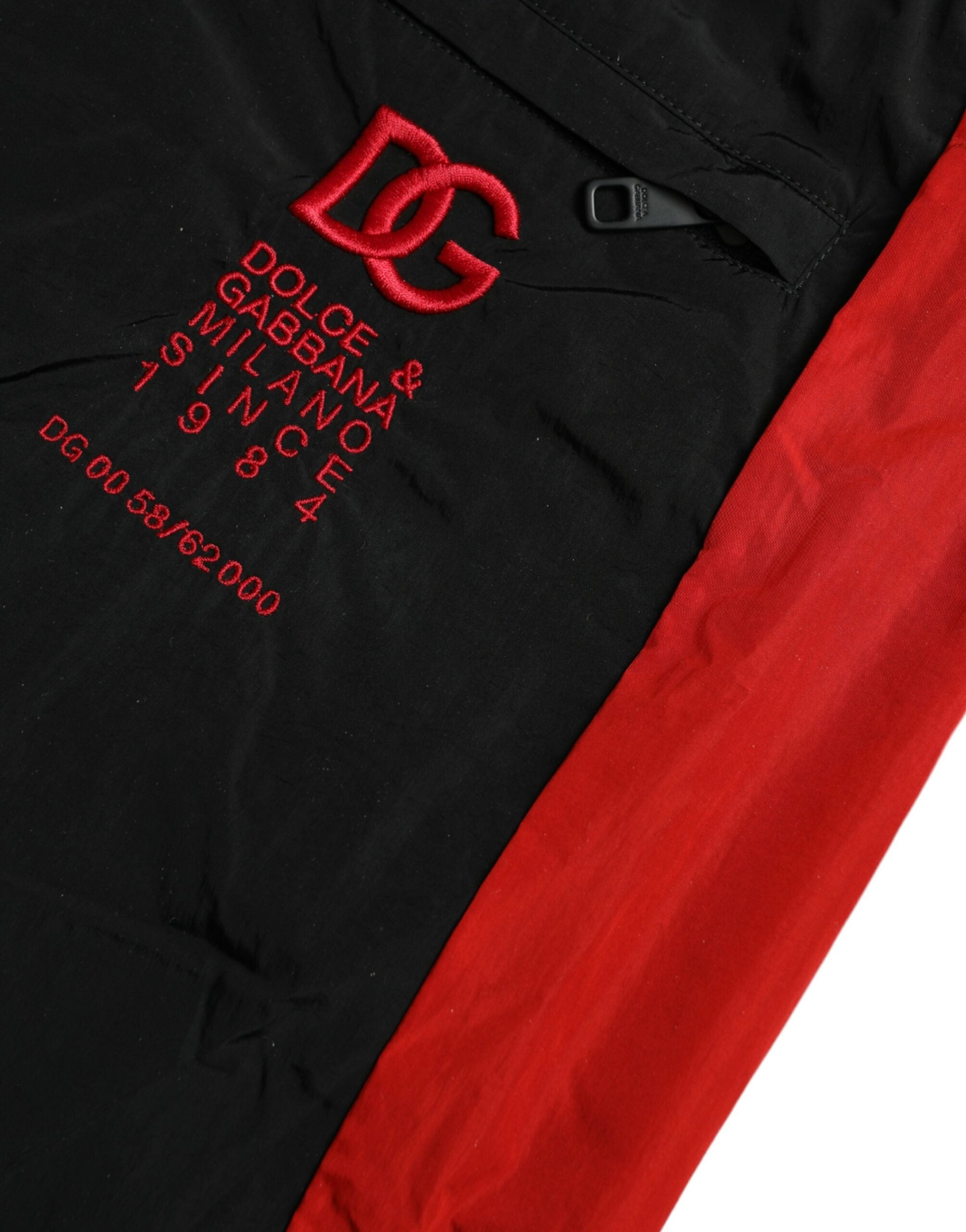 Dolce &amp; Gabbana – Jogginghose aus Nylon mit Leopardenmuster in Schwarz und Rot