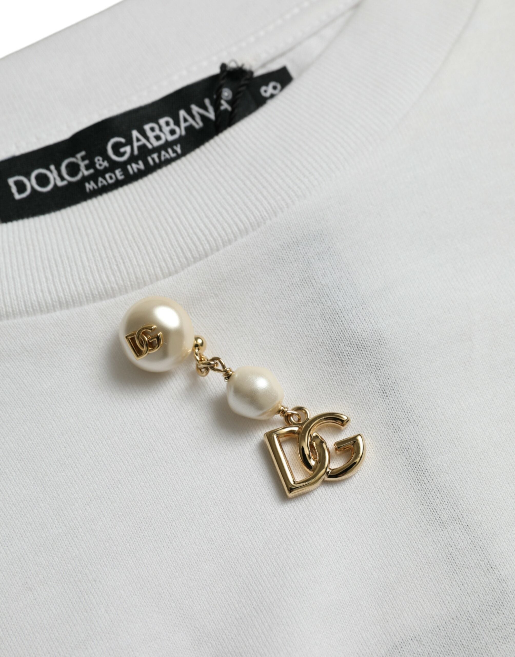 Tricou Dolce &amp; Gabbana alb cu guler rotund din bumbac și ornament