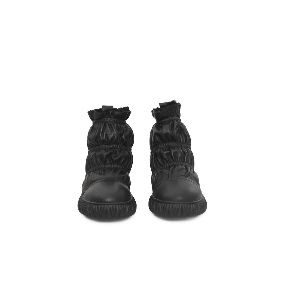 Cerruti 1881 Damenstiefel aus schwarzem Leder