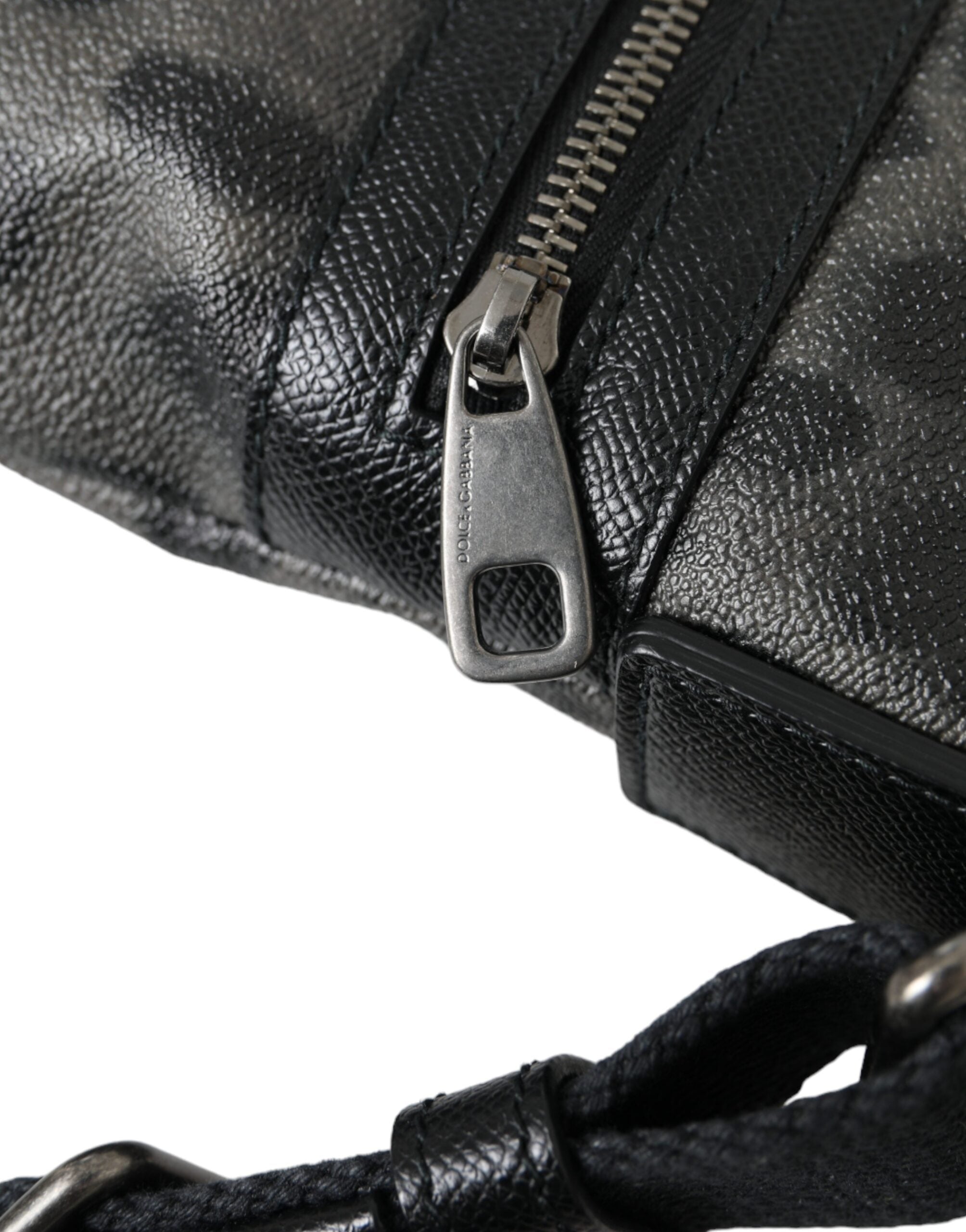 Dolce &amp; Gabbana Geantă crossbody din piele PVC cu imprimeu leopard gri