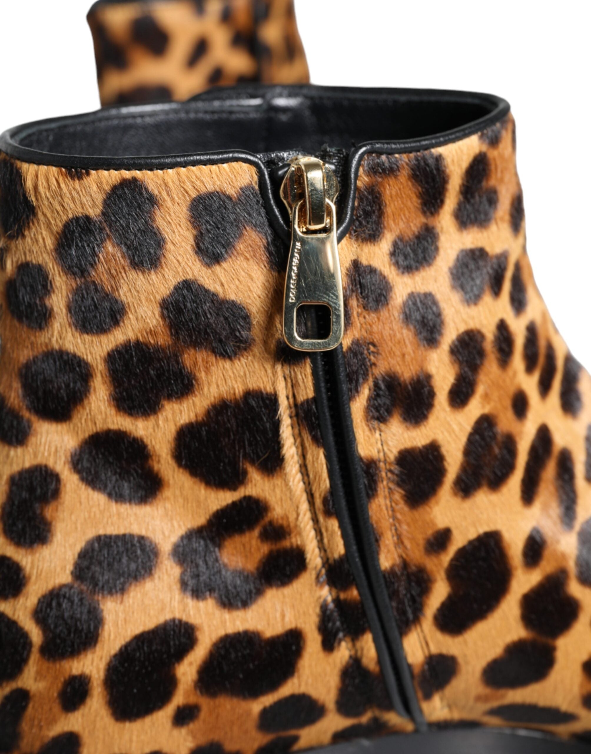 Ghete Dolce &amp; Gabbana maro cu blană de vițel și leopard