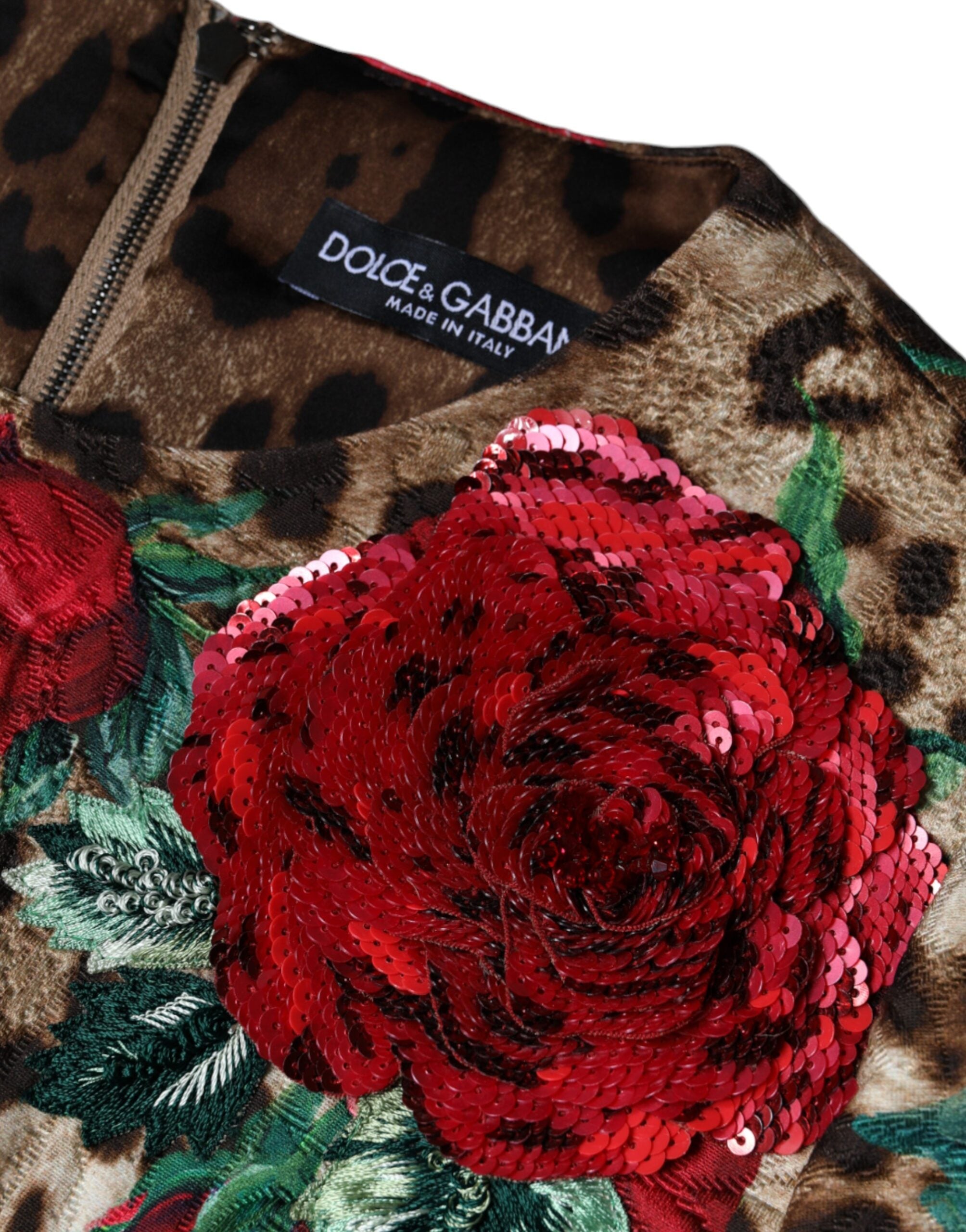 Rochie Dolce &amp; Gabbana maro cu imprimeu leopard și trandafiri roșii din bumbac, linie A
