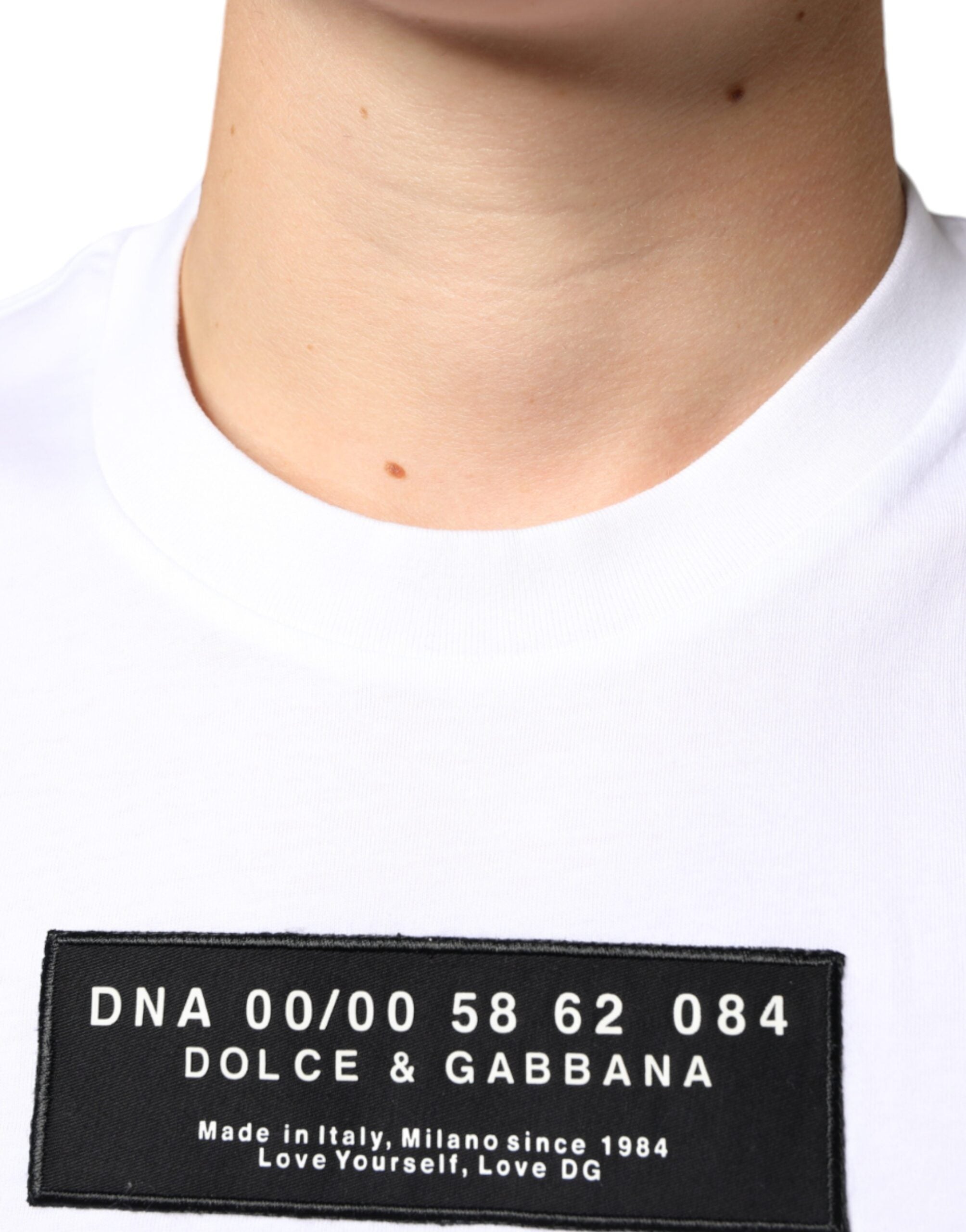 Dolce &amp; Gabbana – Lässiges T-Shirt aus weißer Baumwolle mit DG-Applikation