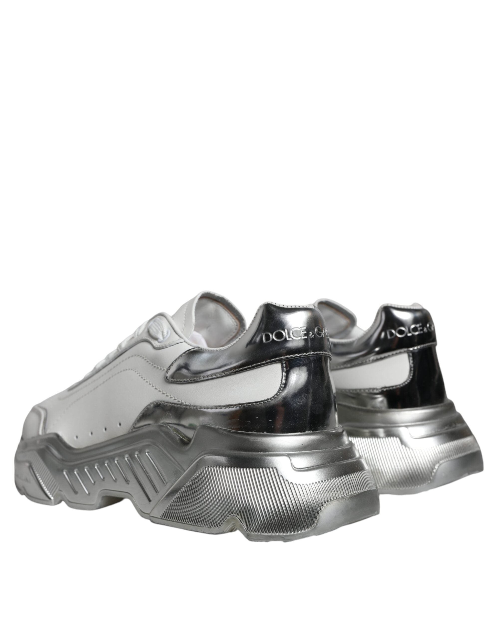 Dolce &amp; Gabbana Daymaster Low Top Sneakers in Weiß und Silber