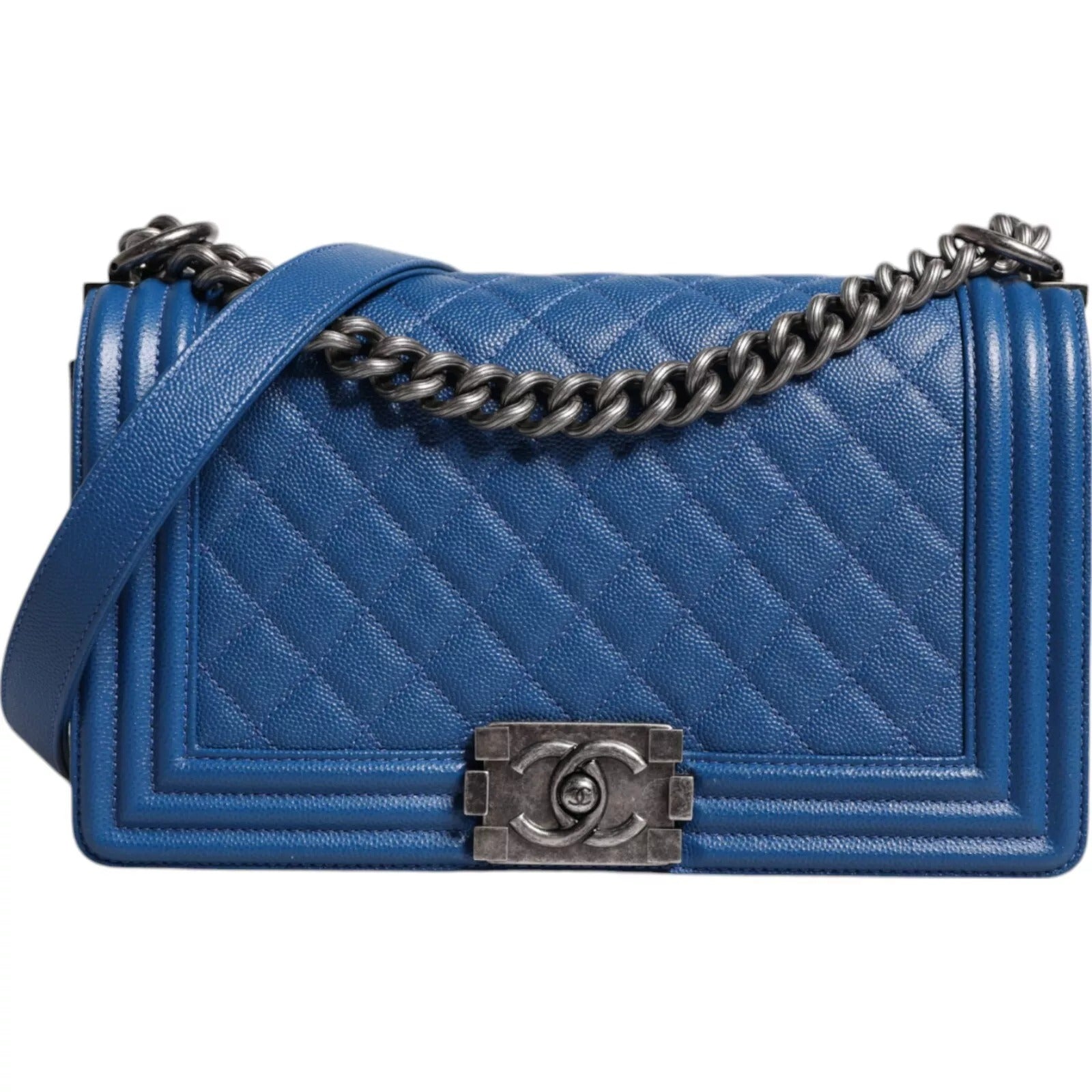 Chanel – Mittlere Umhängetasche aus blauem Lammleder mit Doppelkette