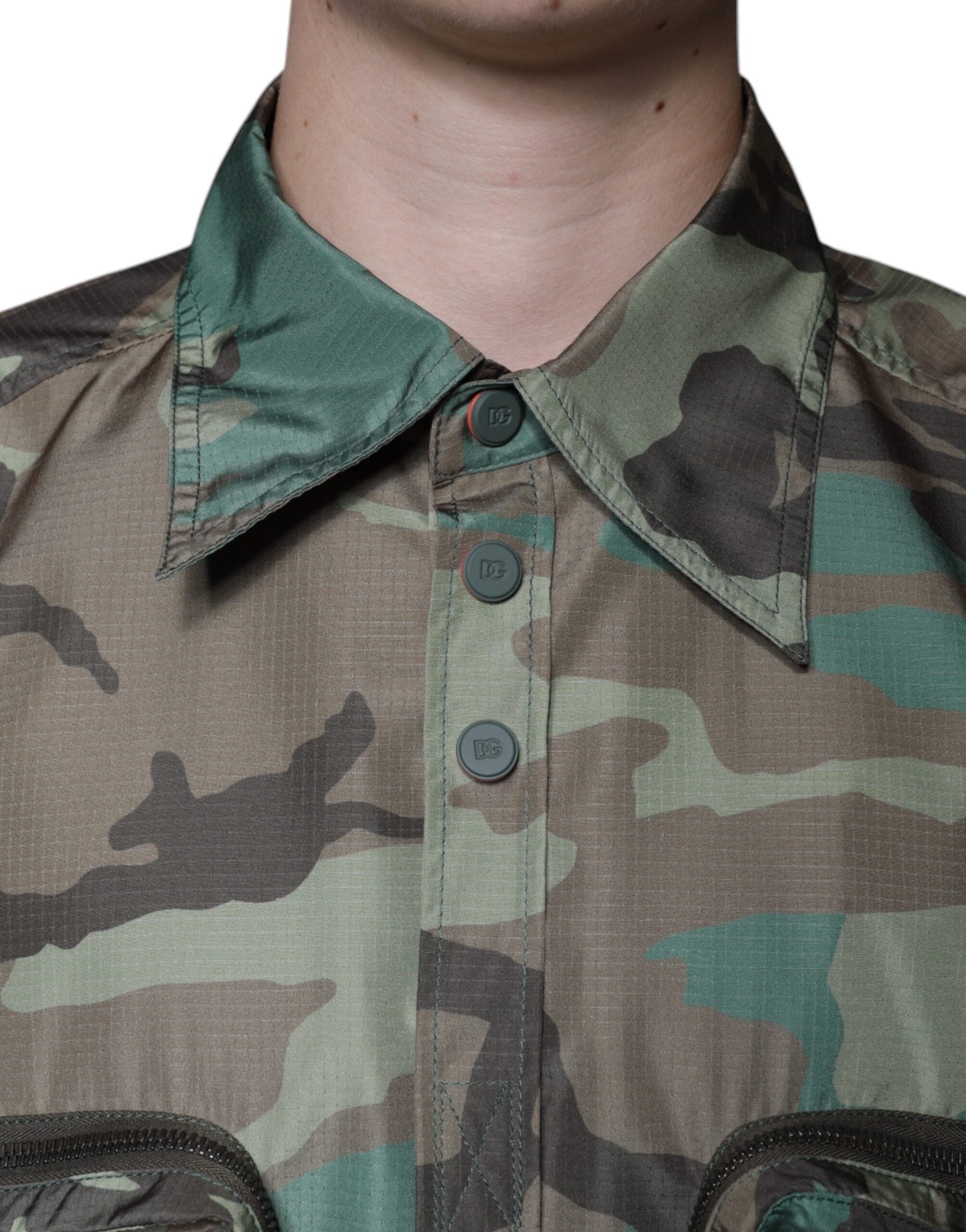 Cămașă Dolce &amp; Gabbana cu nasturi în carouri, cu imprimeu de camuflaj multicolor