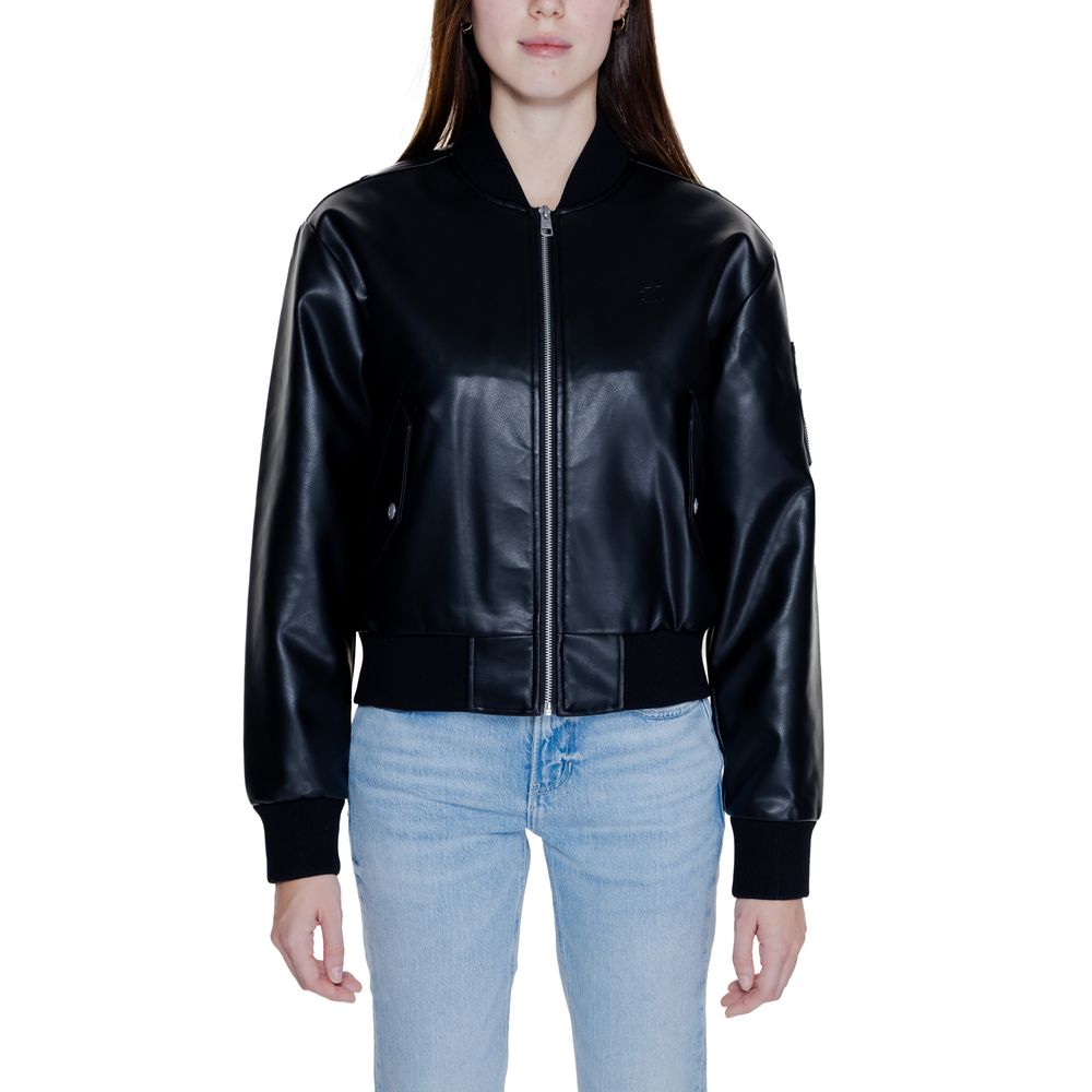 Calvin Klein Jeans – Schwarze Jacken und Mäntel aus Polyethylen