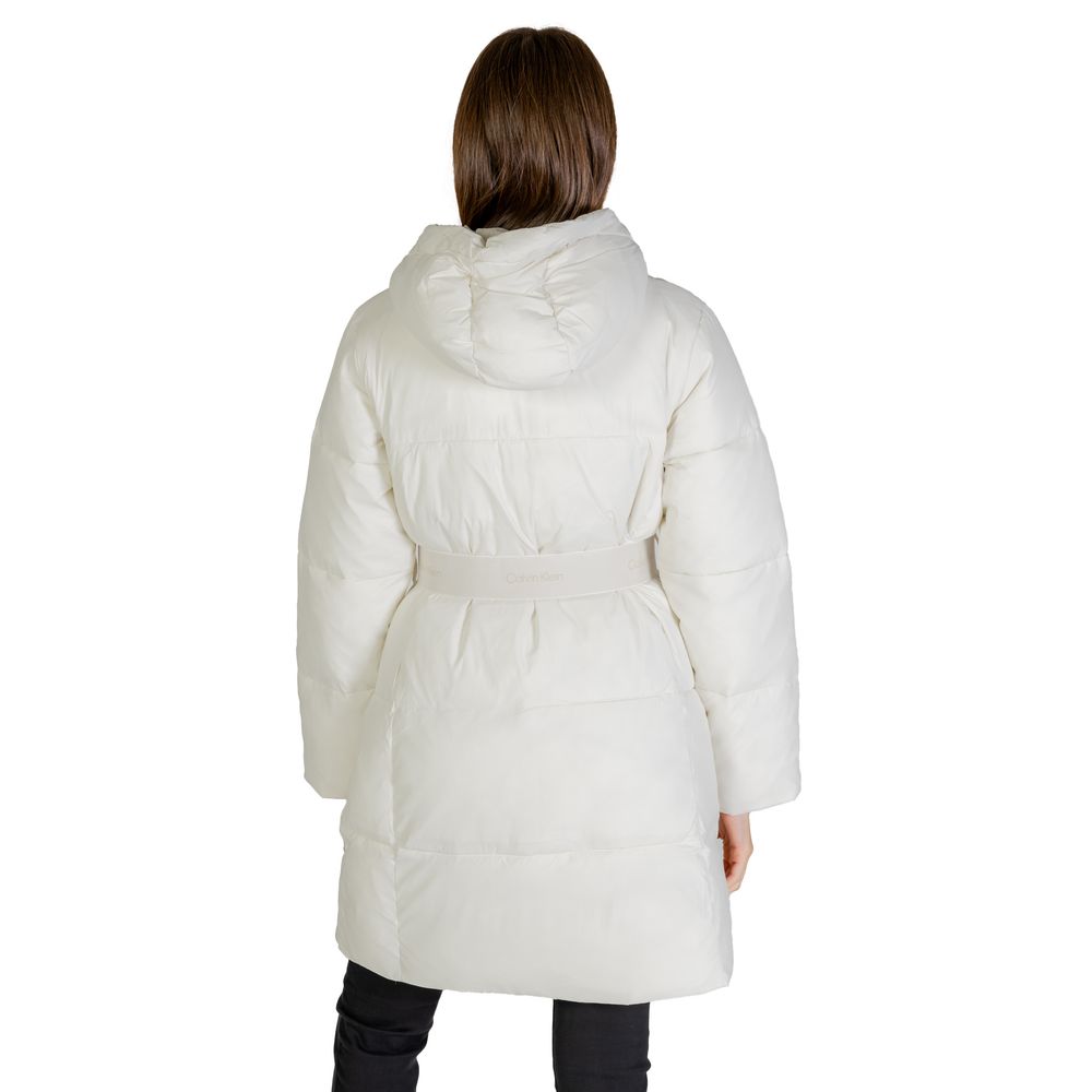 Calvin Klein Jeans – Cremefarbene Nylonjacken und -mäntel
