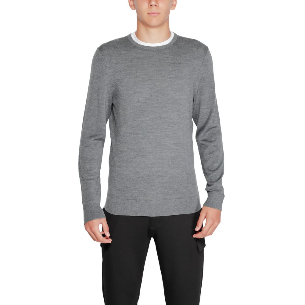 Tricou Calvin Klein gri din lână reciclată