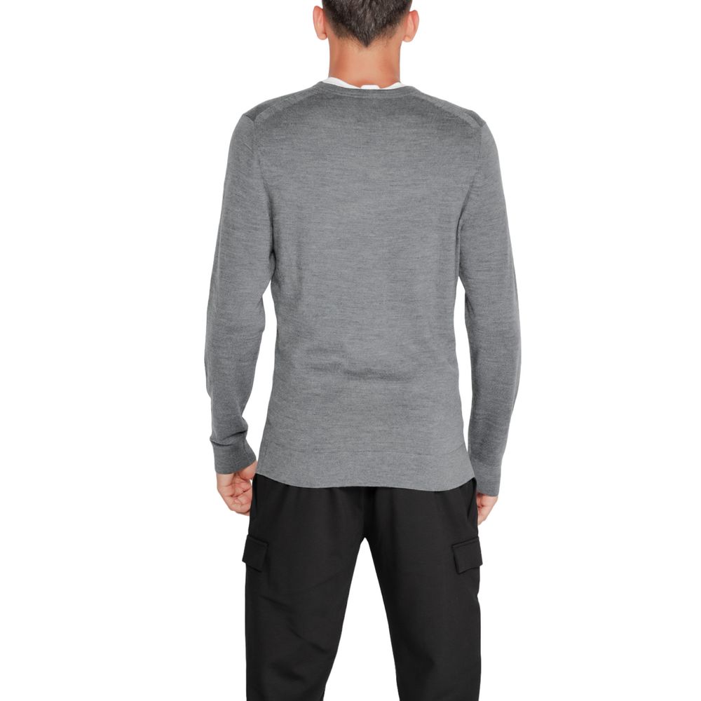 Tricou Calvin Klein gri din lână reciclată