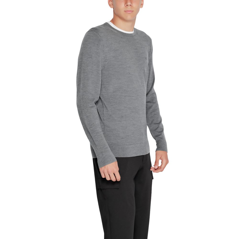 Tricou Calvin Klein gri din lână reciclată